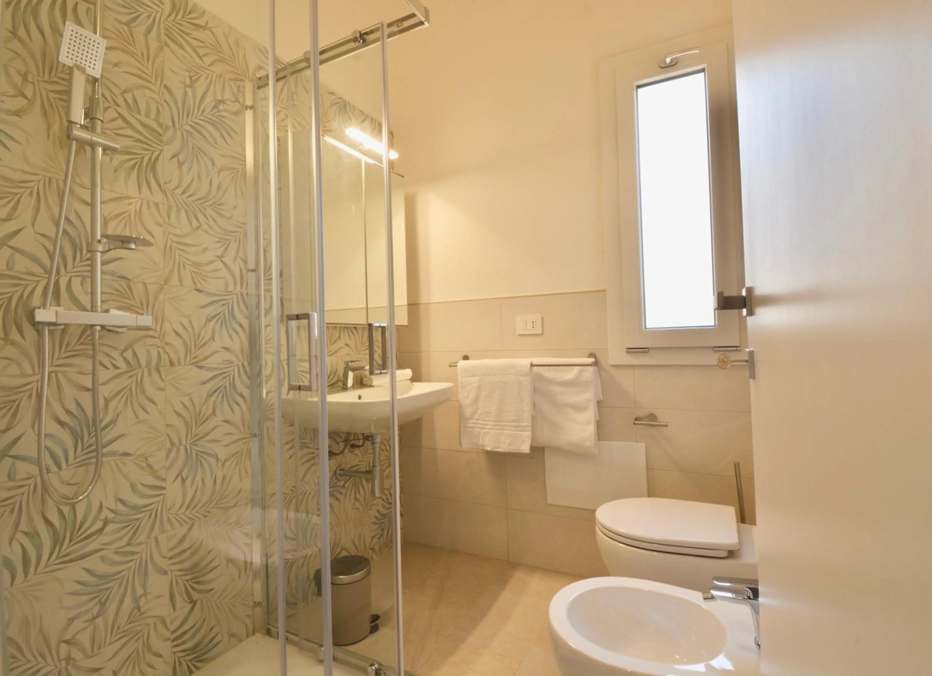 Bathroom in ISA - Residence in Costa Rei just 450 meters from the beach, apartments with air conditioning and outdoor private area