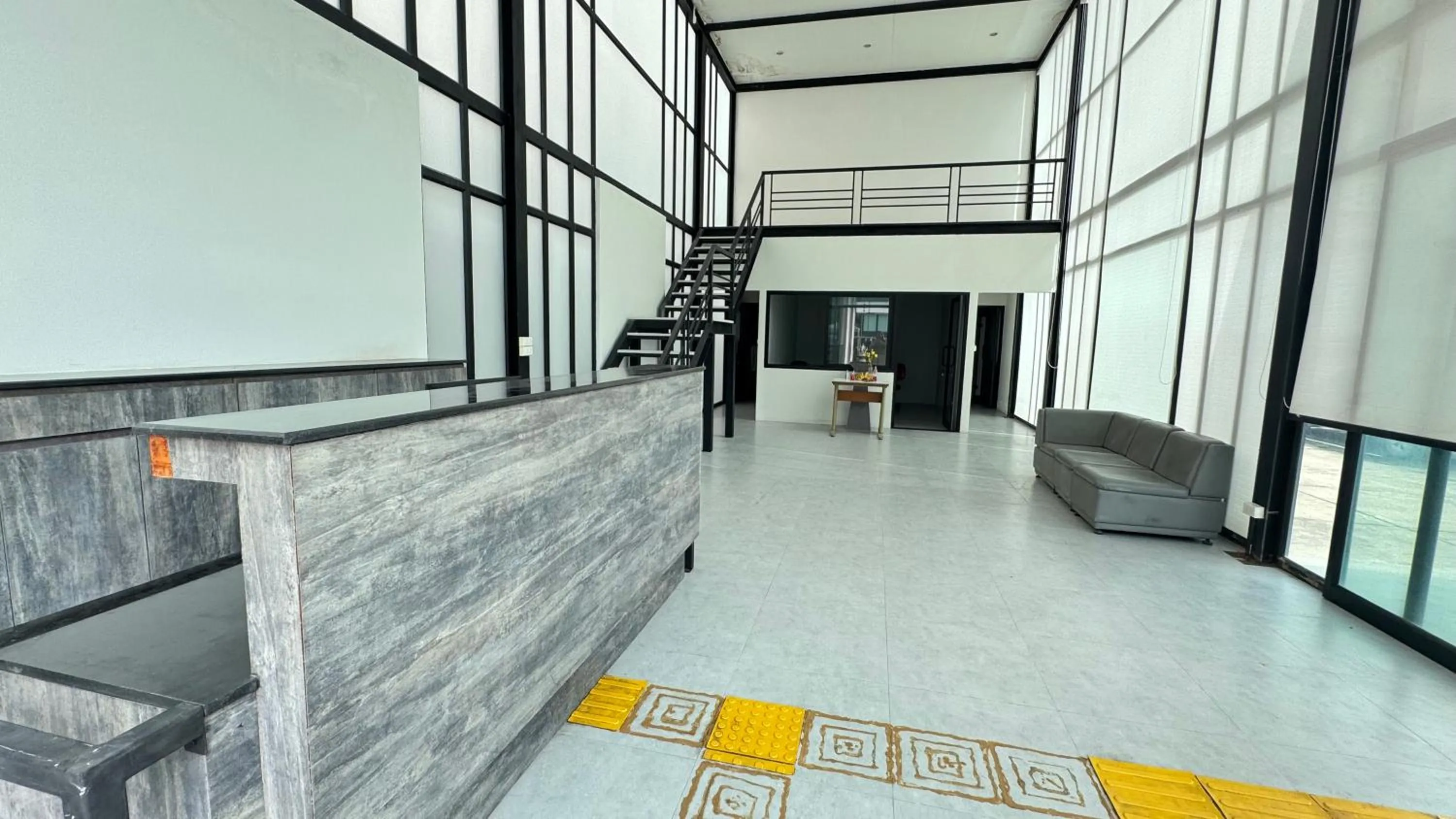 Lobby or reception in Collection O Mahidol Road