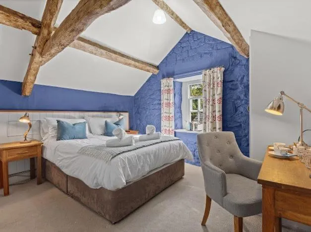King Room with Mountain View in Y Meirionnydd Boutique Hotel