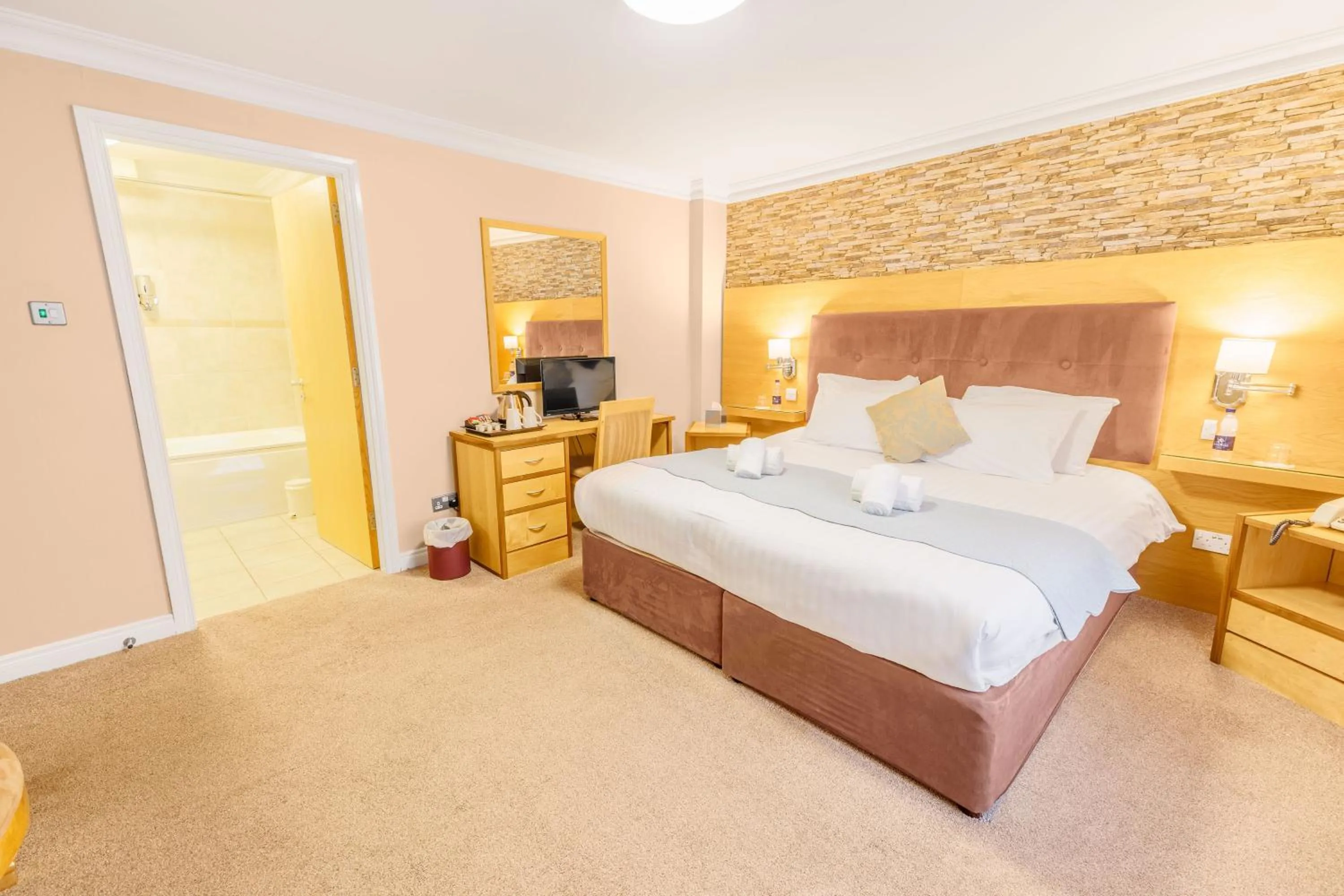 Bed in Kilmorey Arms Hotel