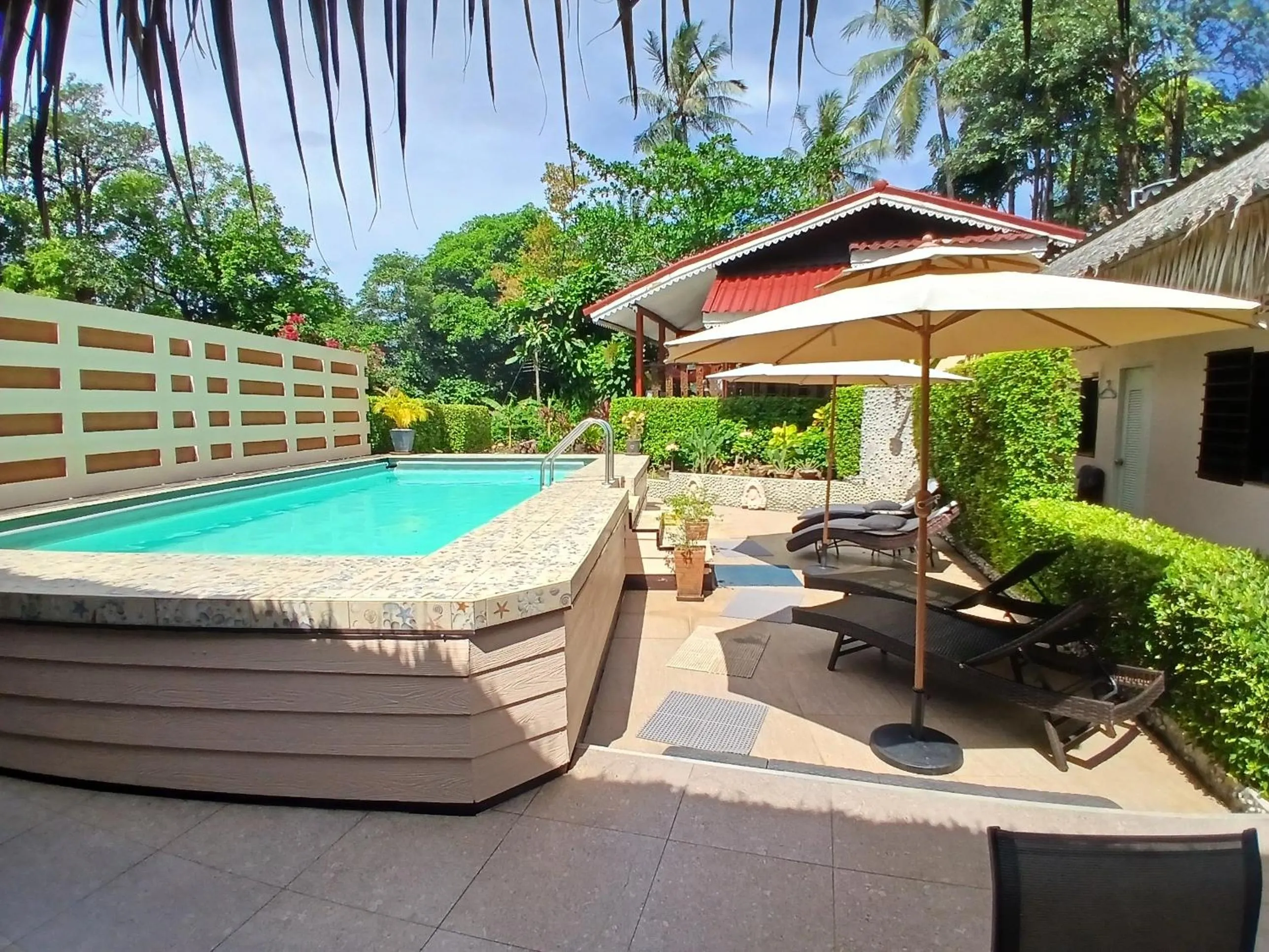 Swimming pool in Macura Resort