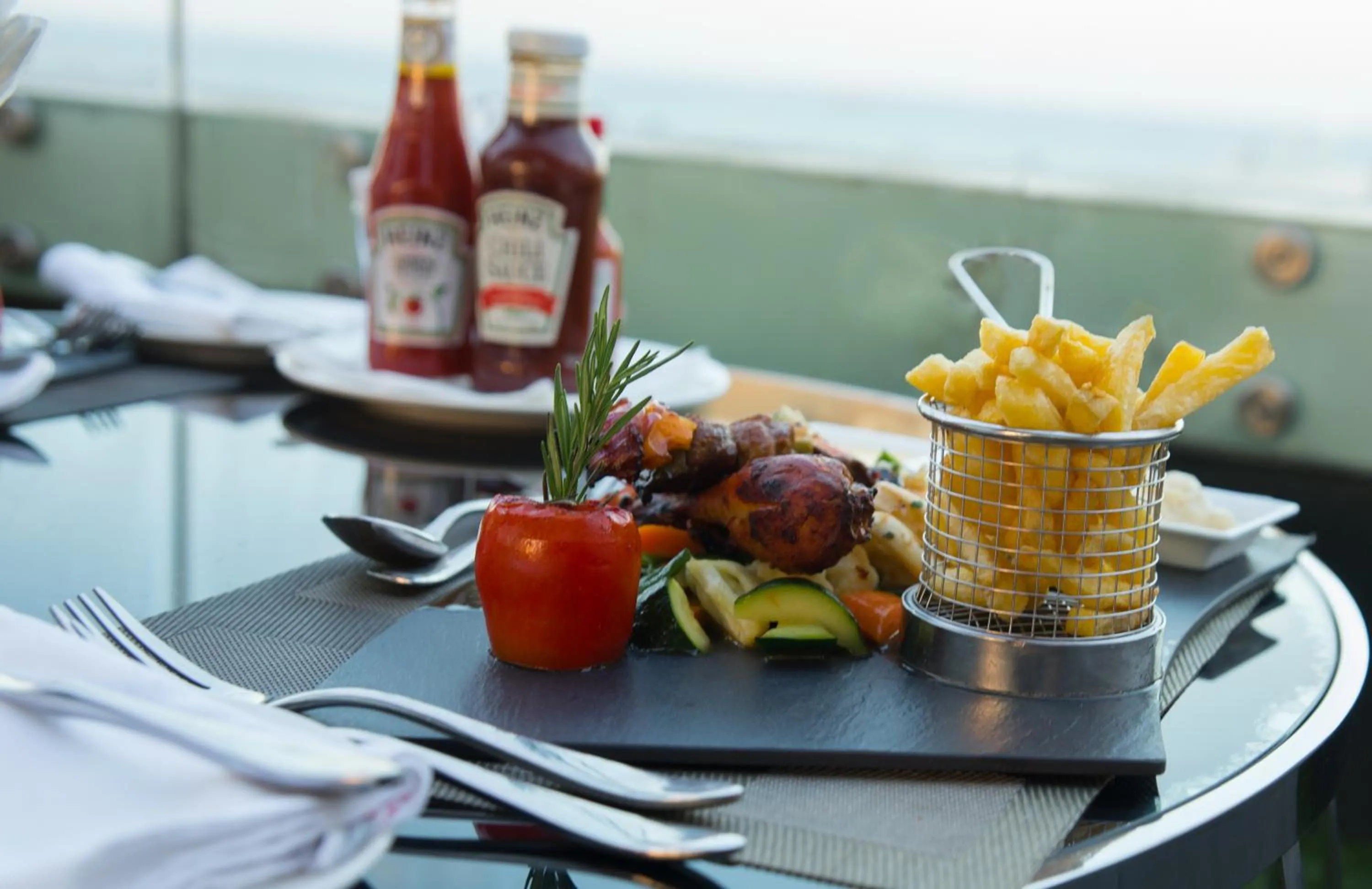 Food and drinks in Onomo Hotel Dar es Salaam