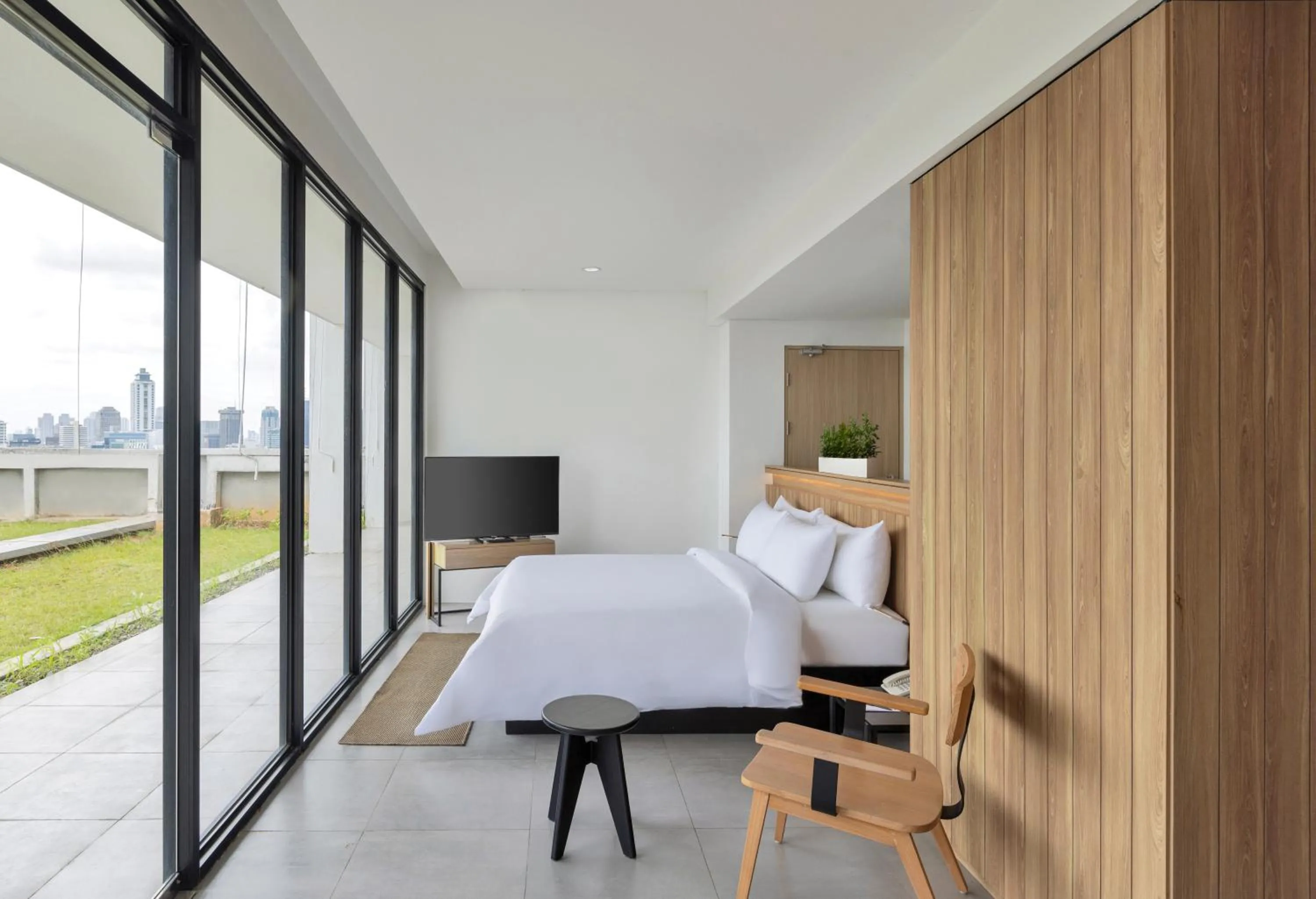Bed in Paviliun Raden Saleh, ARTOTEL Curated