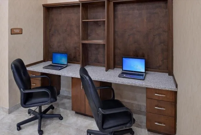 La Bonita Inn & Suites - Crane