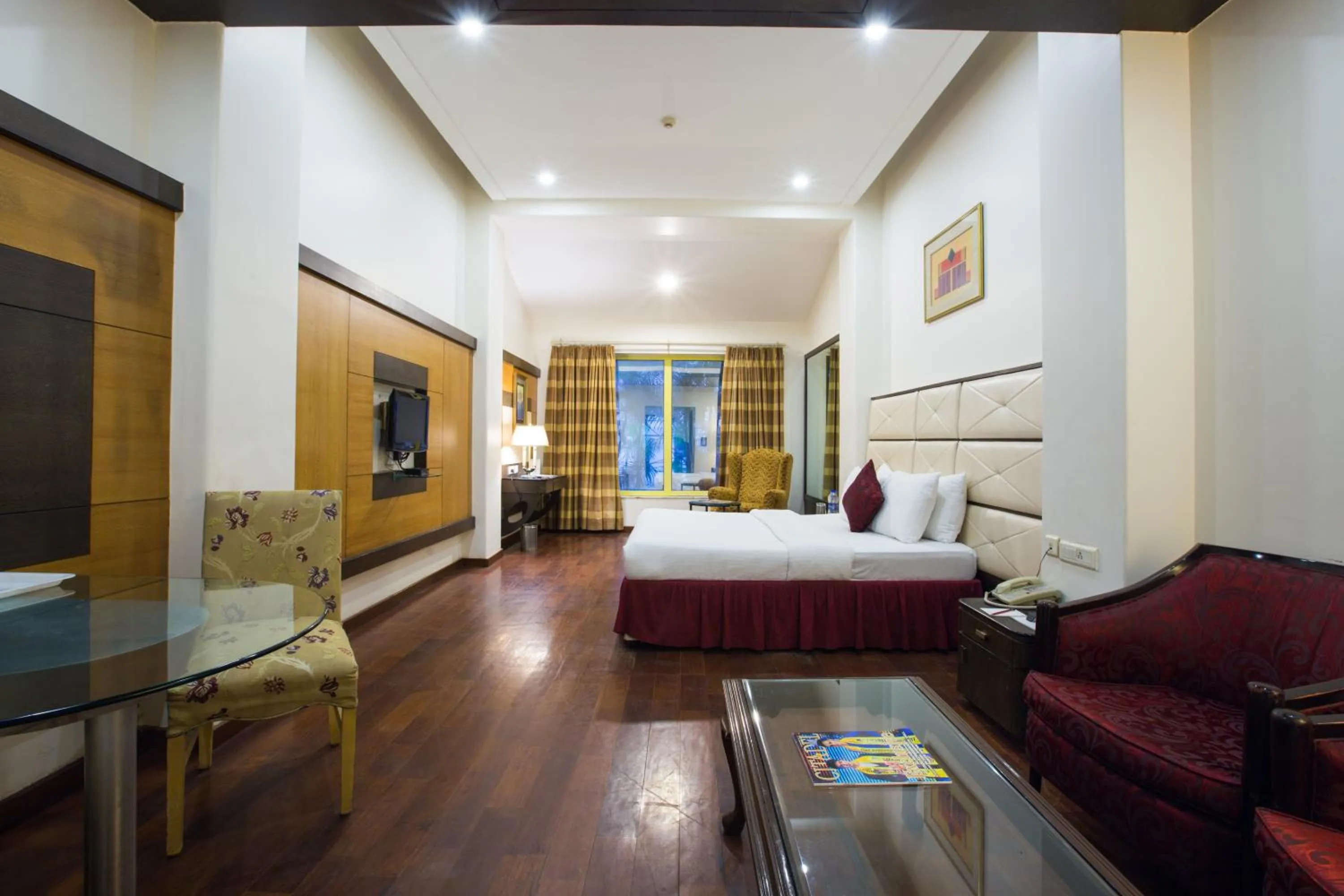 bunk bed, Bed in Residency Club