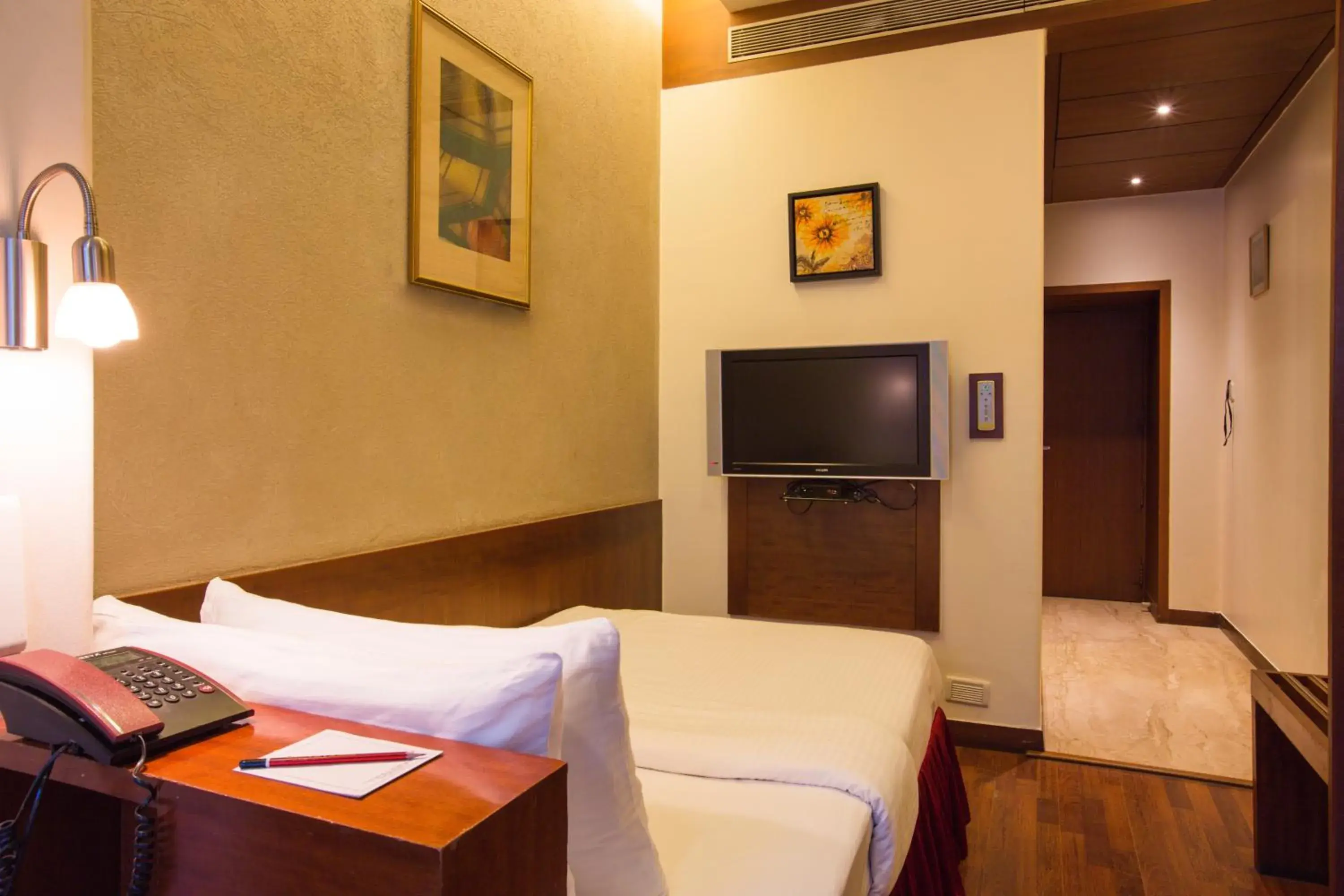 bunk bed, Bed in Residency Club bunk bed, Bed in Residency Club