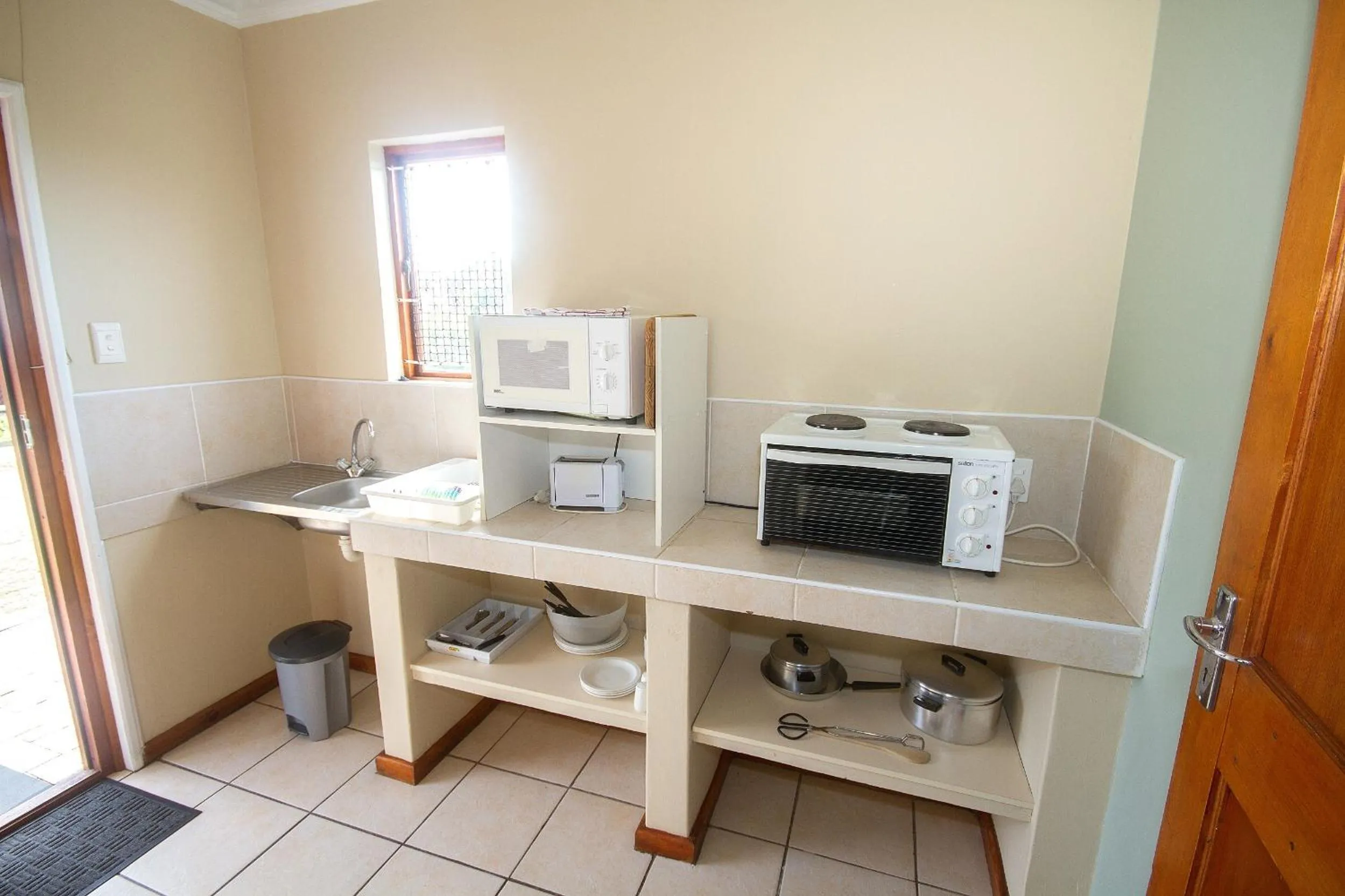 Kitchen or kitchenette in Pine Lodge Resort