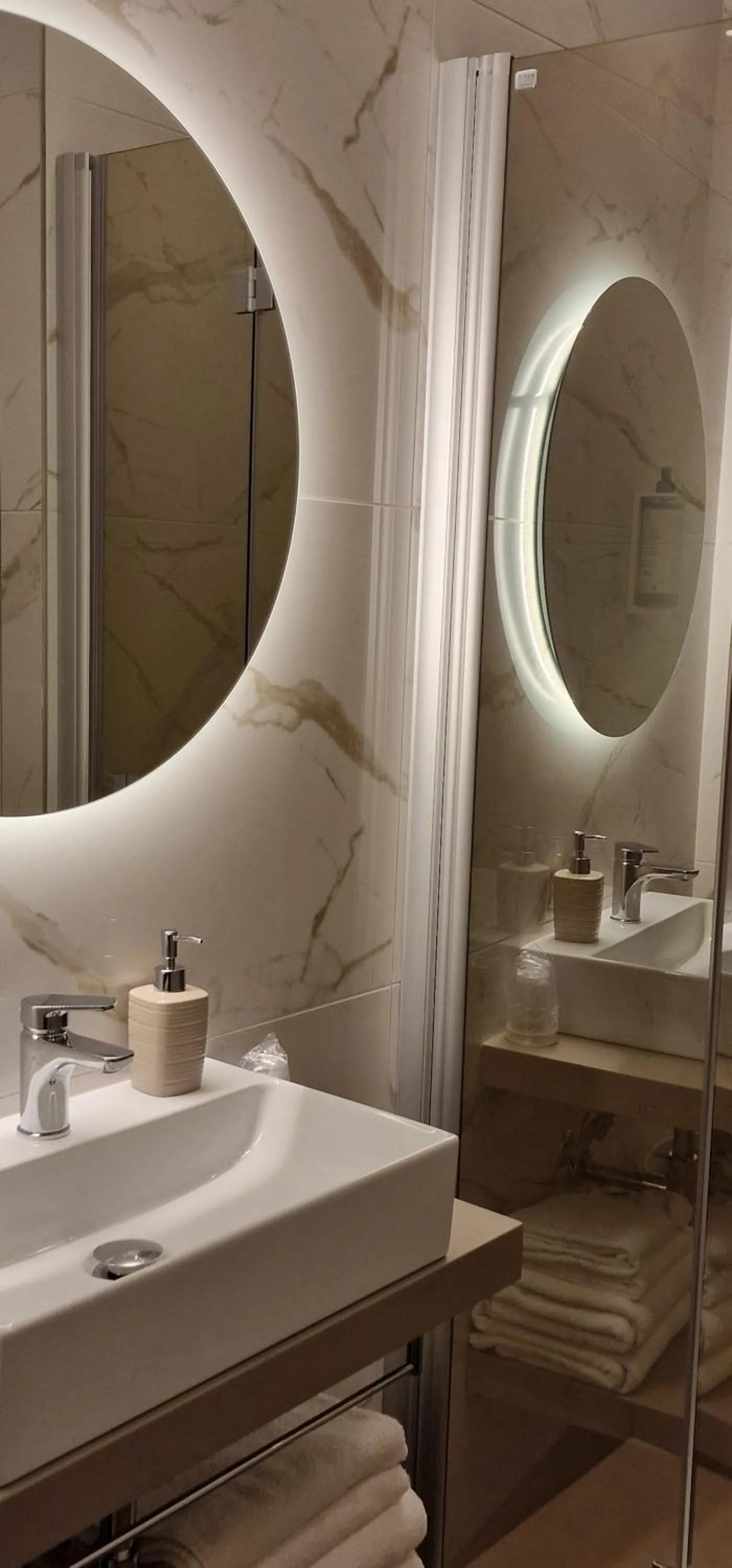 Bathroom in Hotel La Rocca