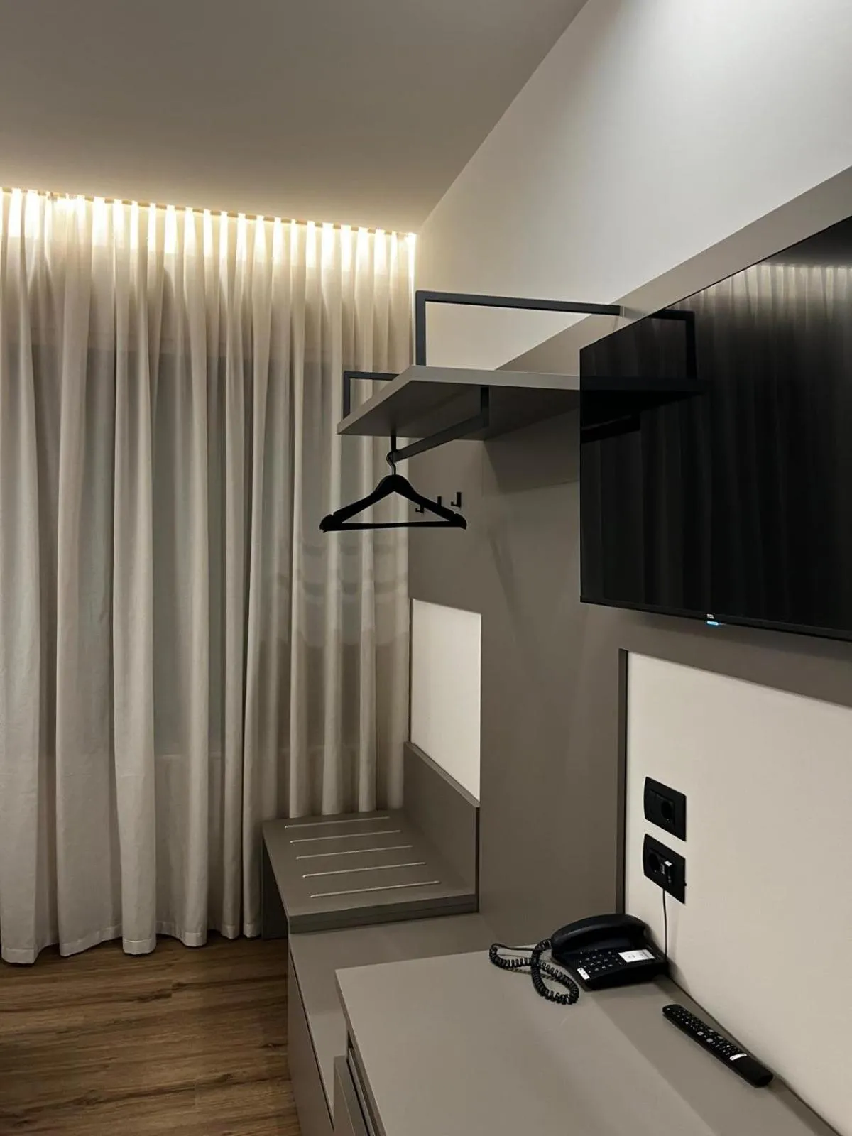TV and multimedia in Hotel La Rocca