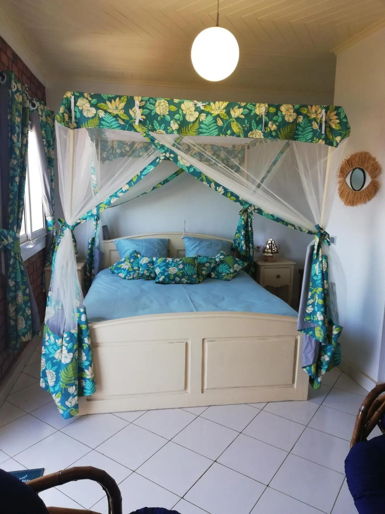 Photo of the whole room, Bed in Avamada Lodge