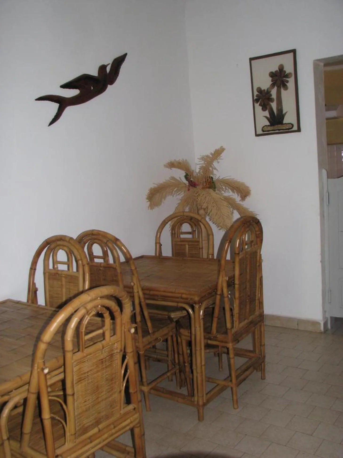 Dining area in Avamada Lodge