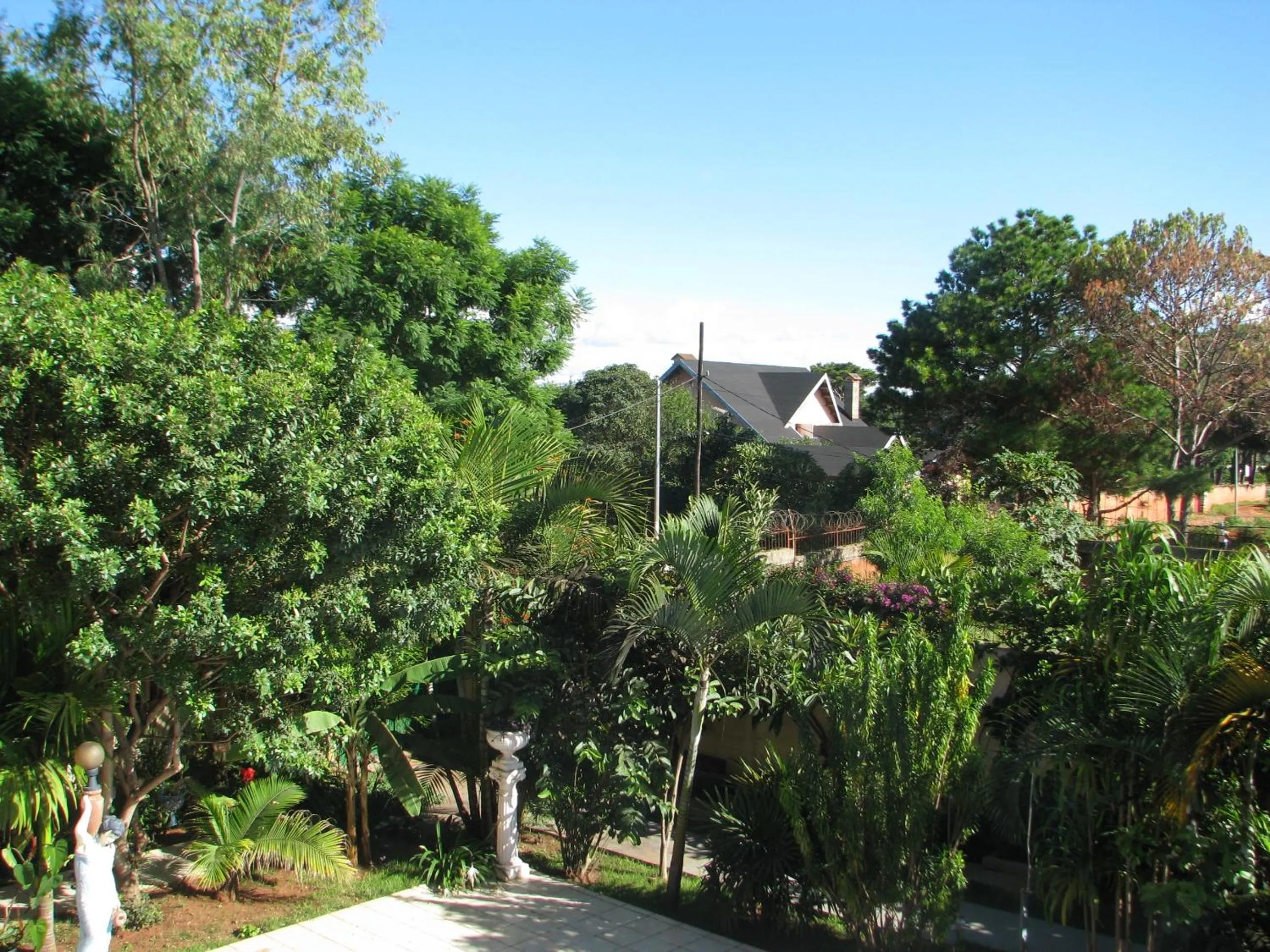 Property building in Avamada Lodge