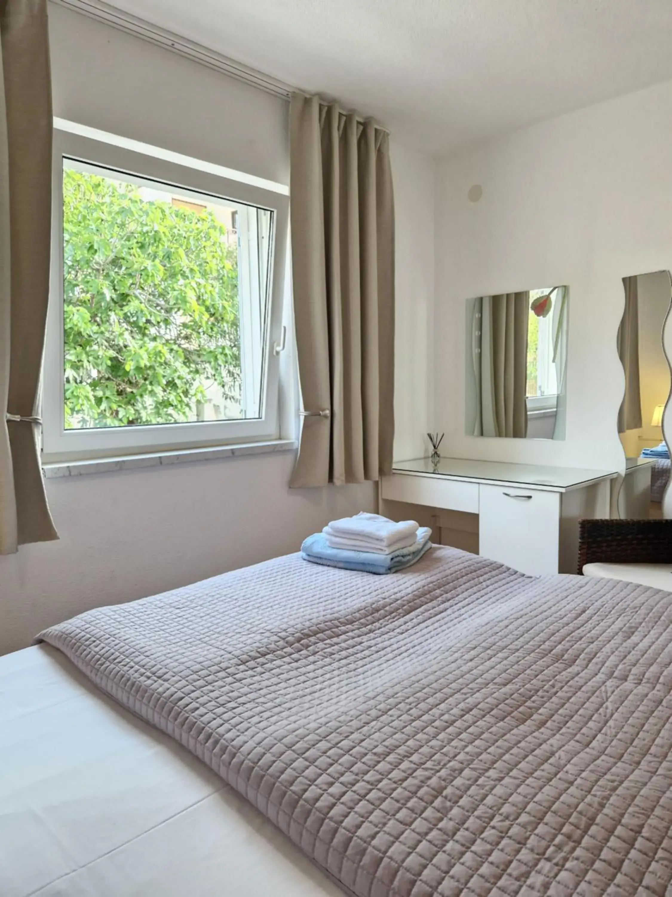 One-Bedroom Apartment in Apartments Silva with a view of sea One-Bedroom Apartment in Apartments Silva with a view of sea