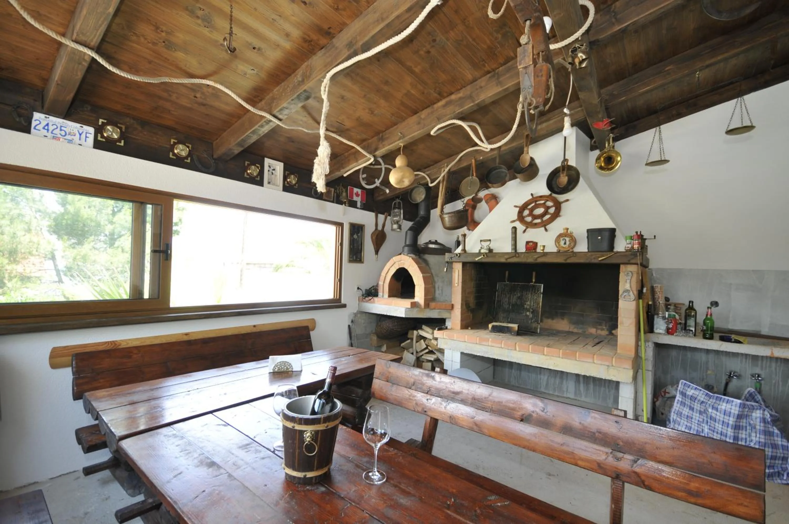 BBQ facilities in Apartments Silva with a view of sea