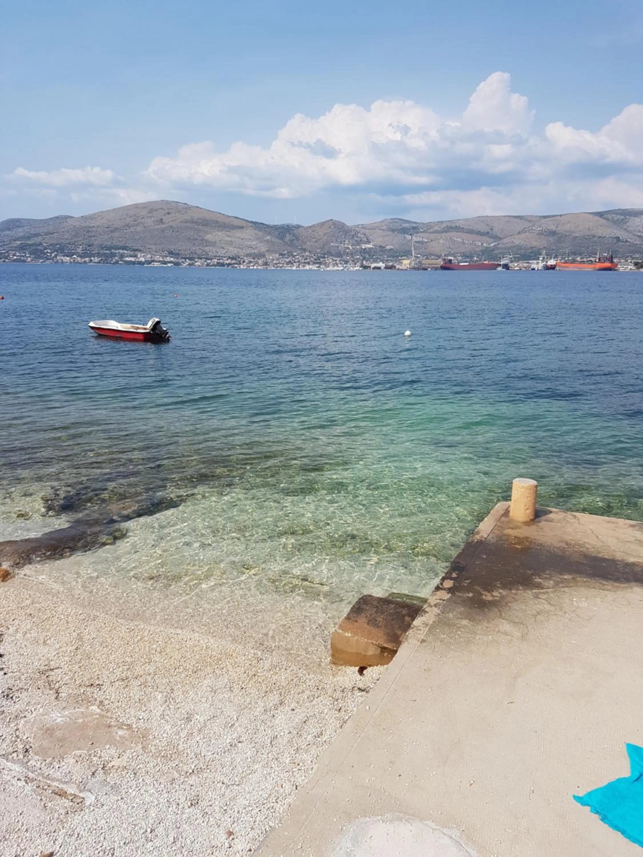 Day in Apartments Silva with a view of sea