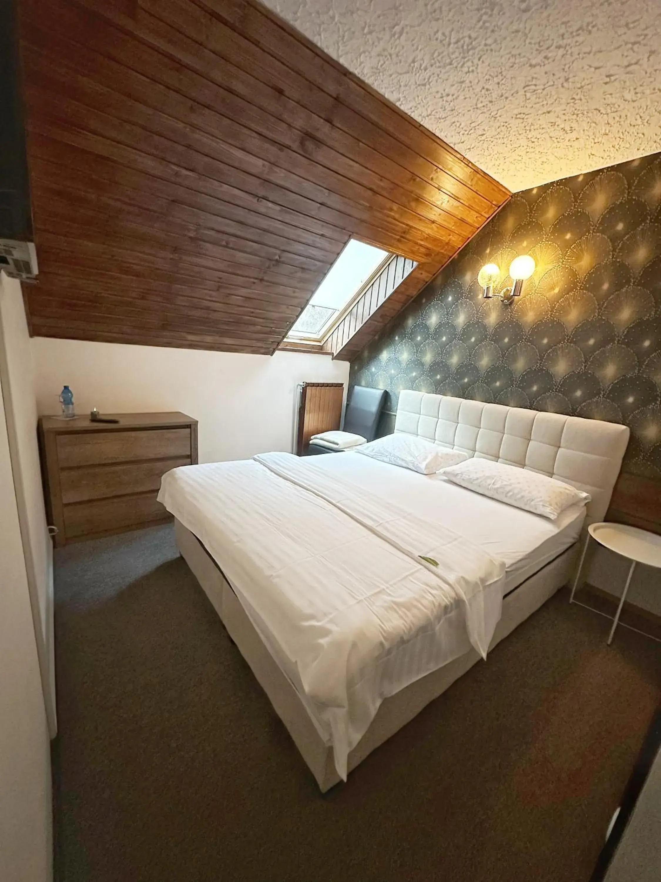 Small Double Room - single occupancy in Motel Reich Small Double Room - single occupancy in Motel Reich