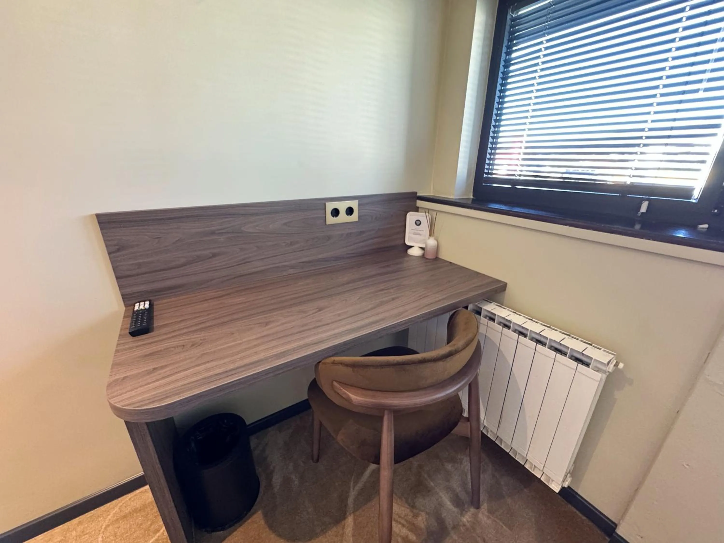 Seating area in Motel Reich