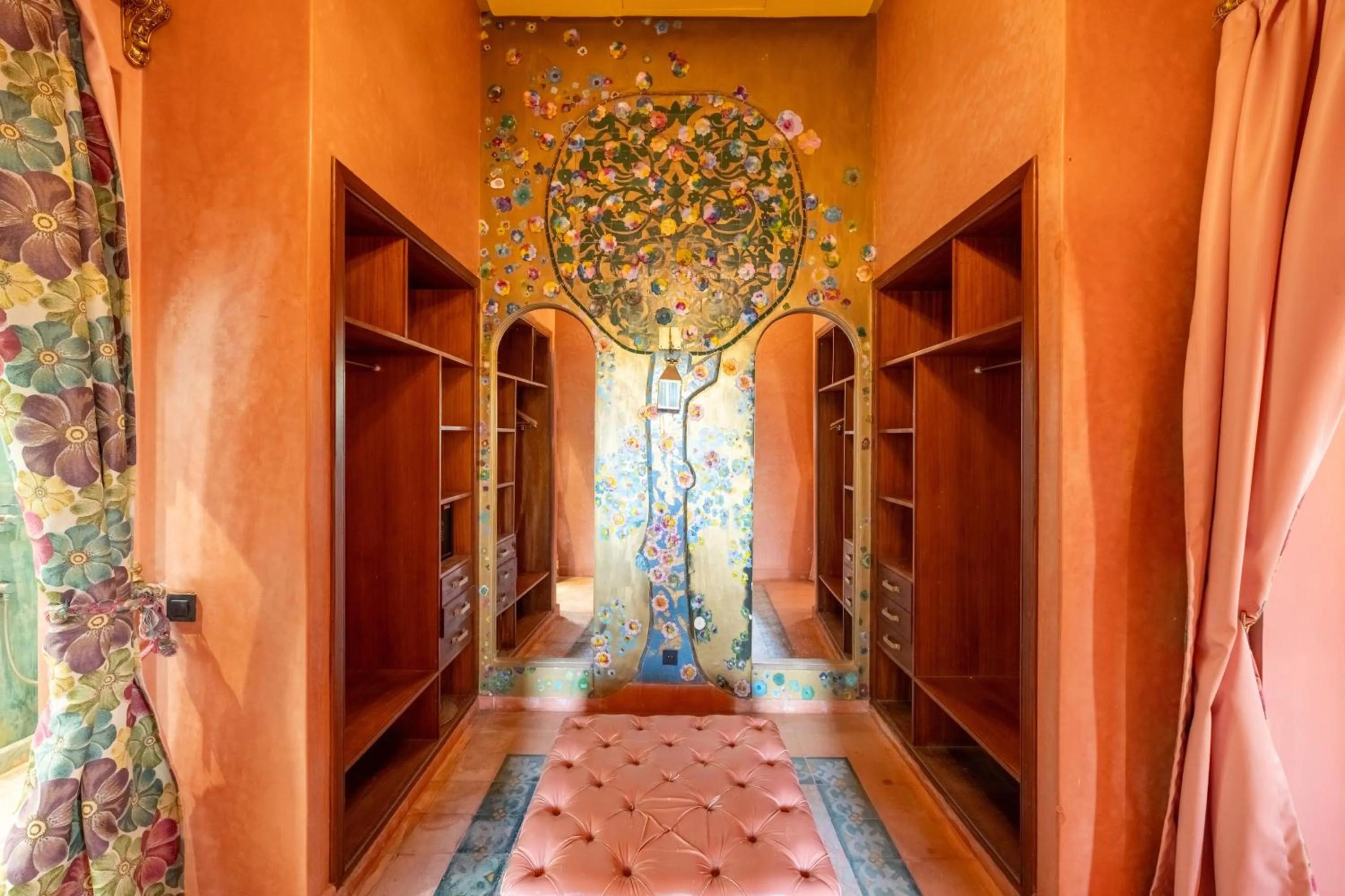 wardrobe, Bed in The Source Hotel Music & Spa