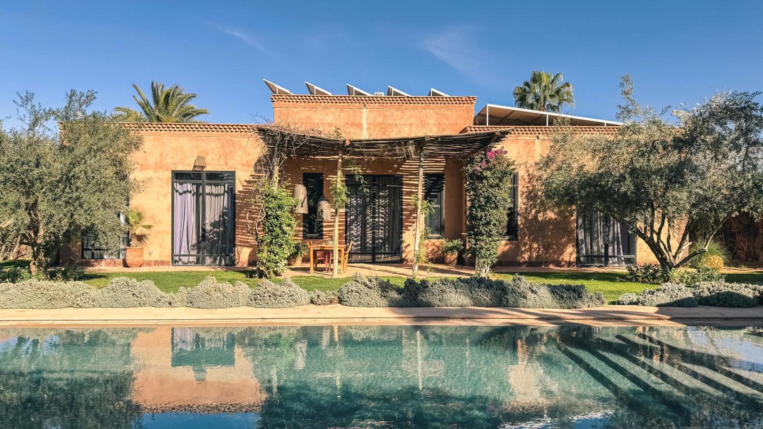 TV and multimedia in The Source Hotel Music & Spa