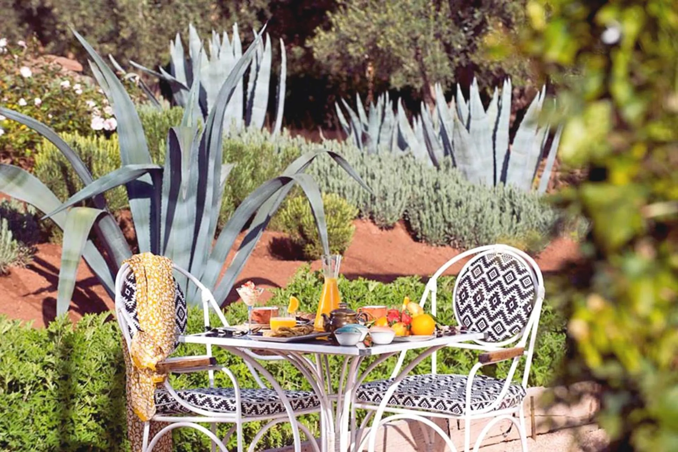 Restaurant/places to eat in The Source Hotel Music & Spa