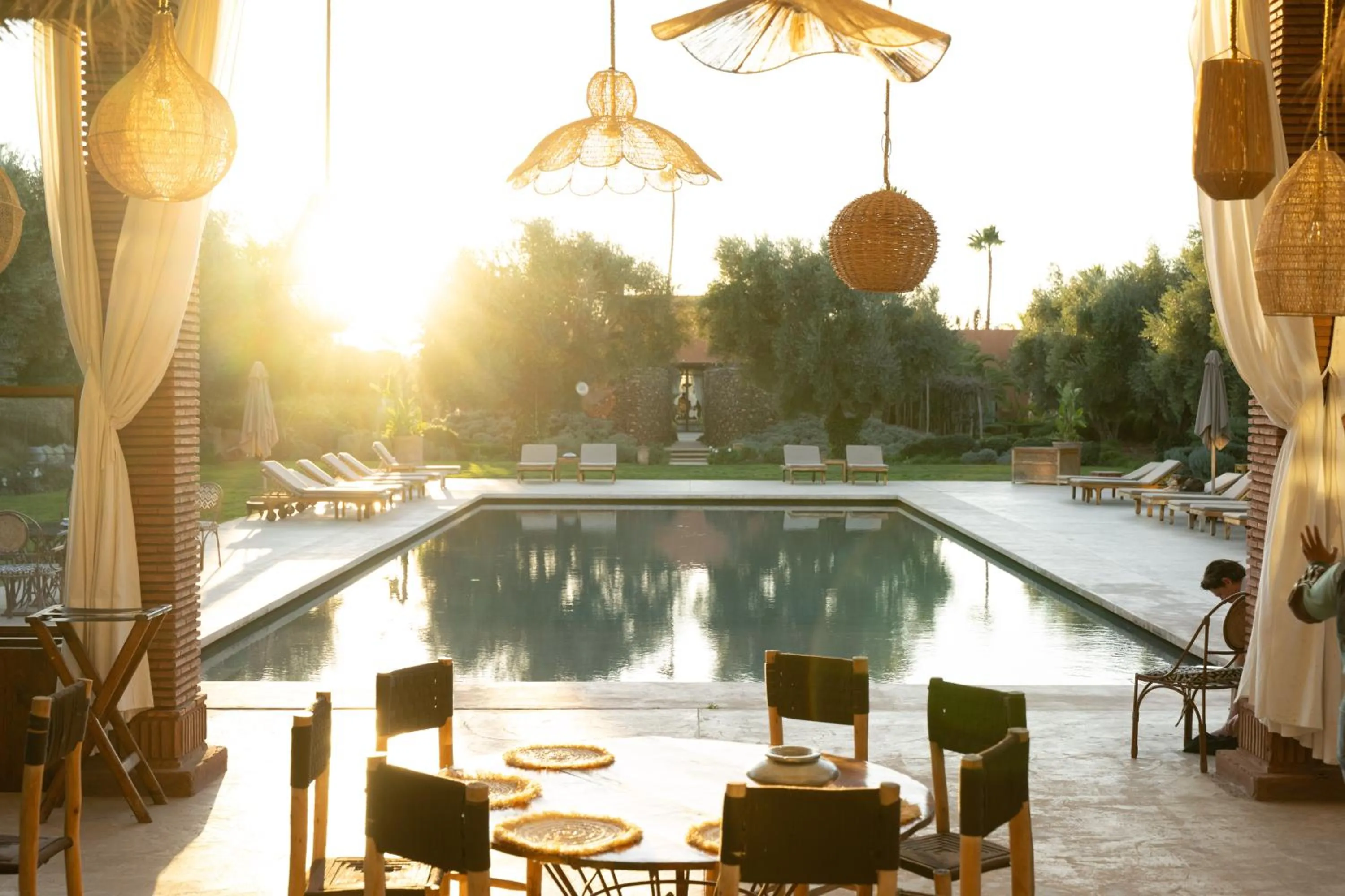 Restaurant/places to eat in The Source Hotel Music & Spa