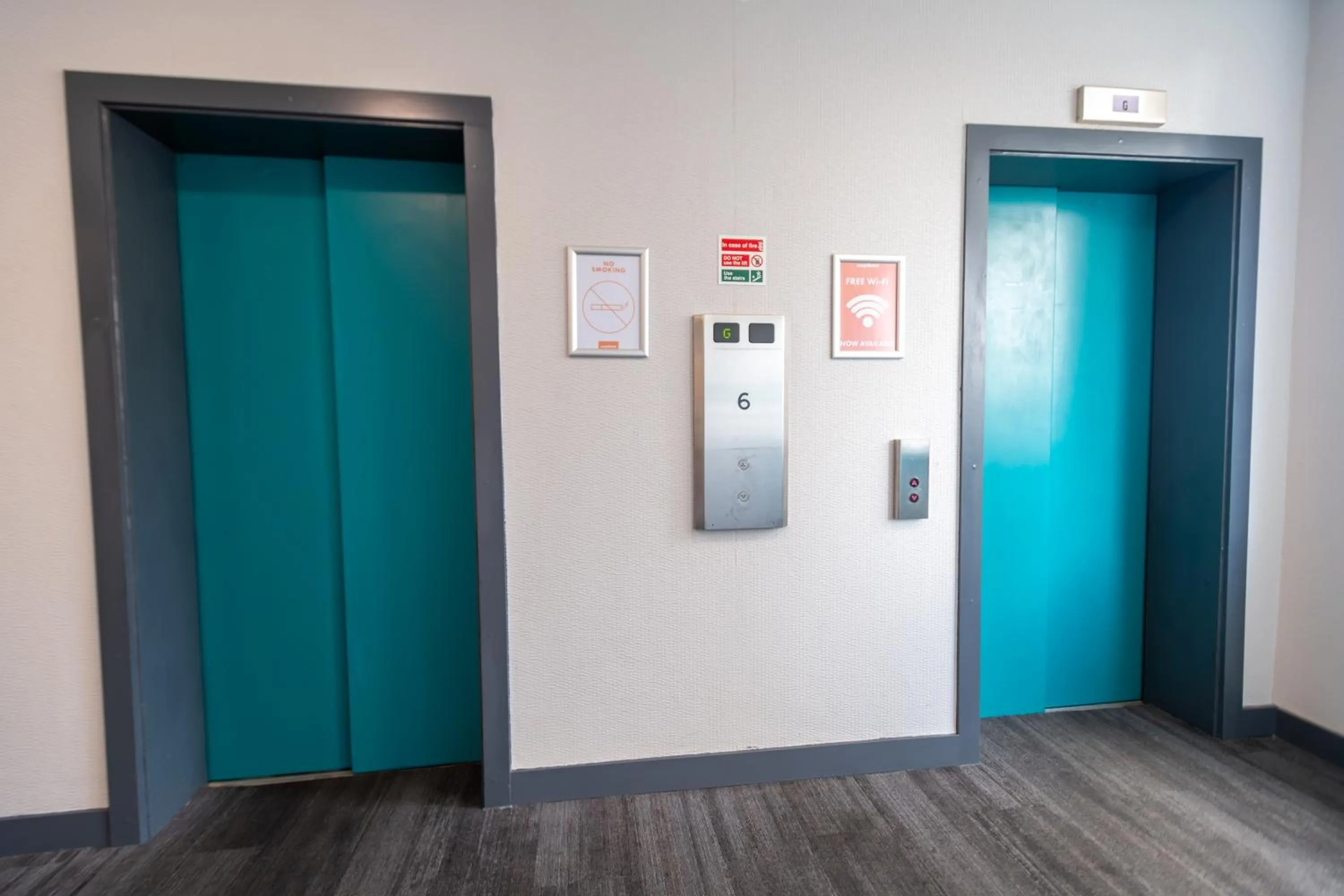 elevator in easyHotel Croydon