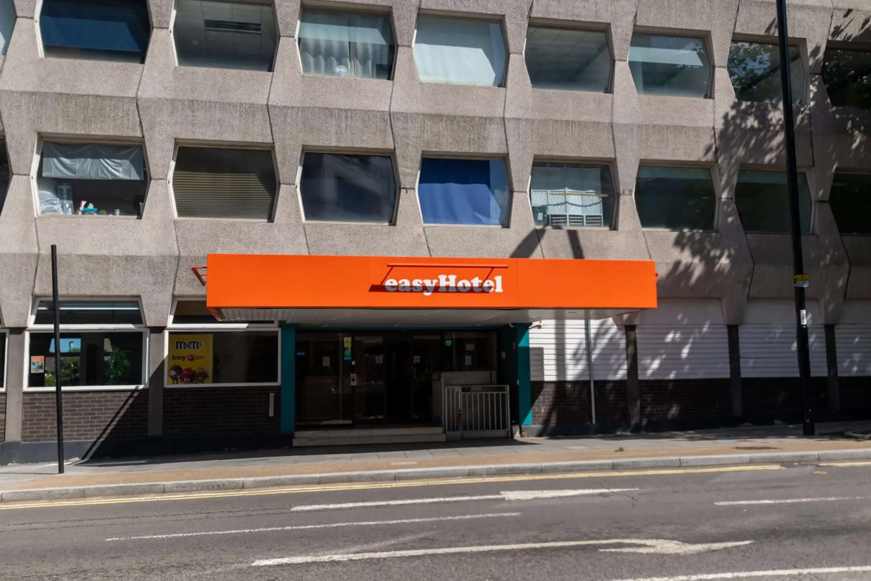 Property building in easyHotel Croydon Property building in easyHotel Croydon