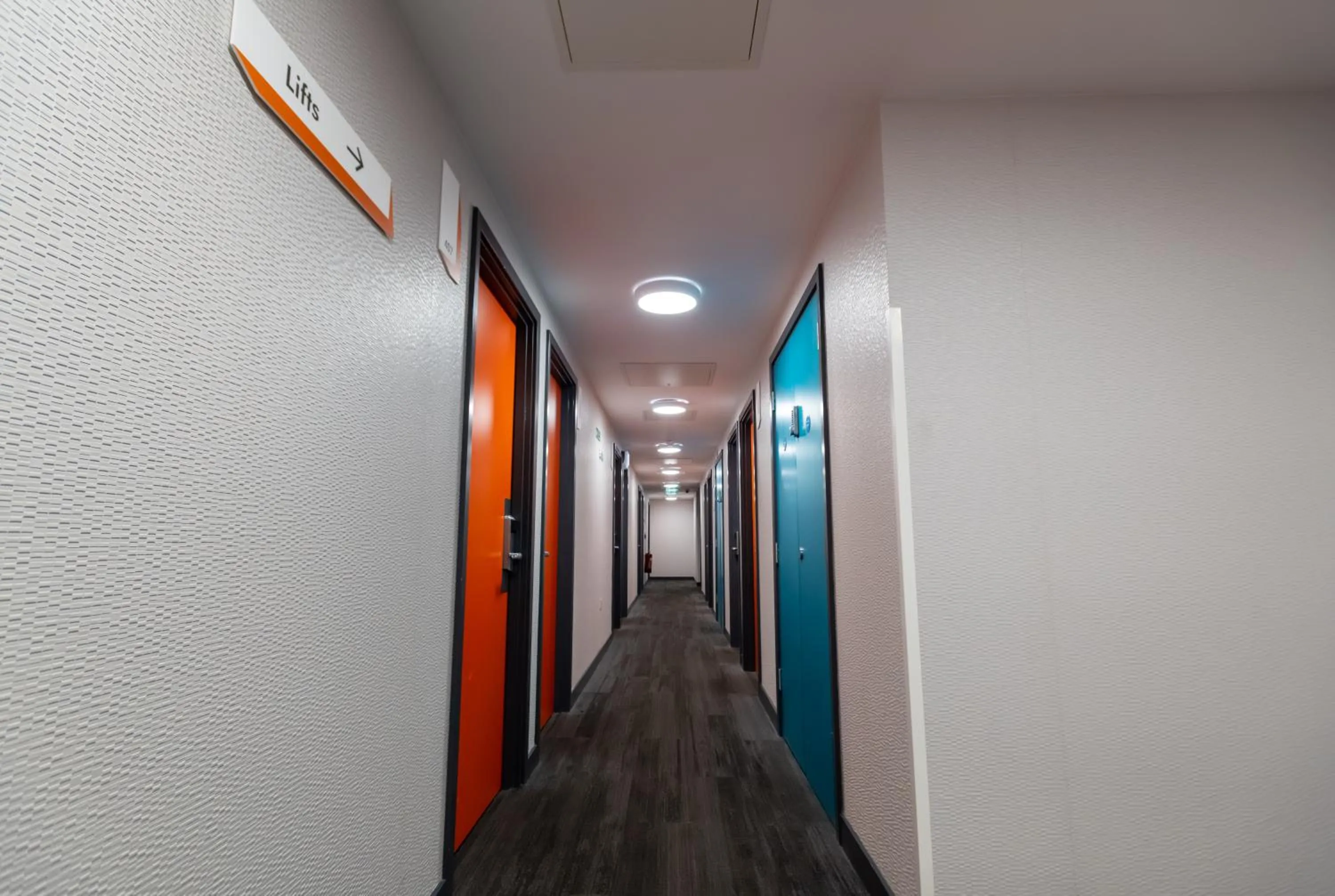 Floor plan in easyHotel Croydon