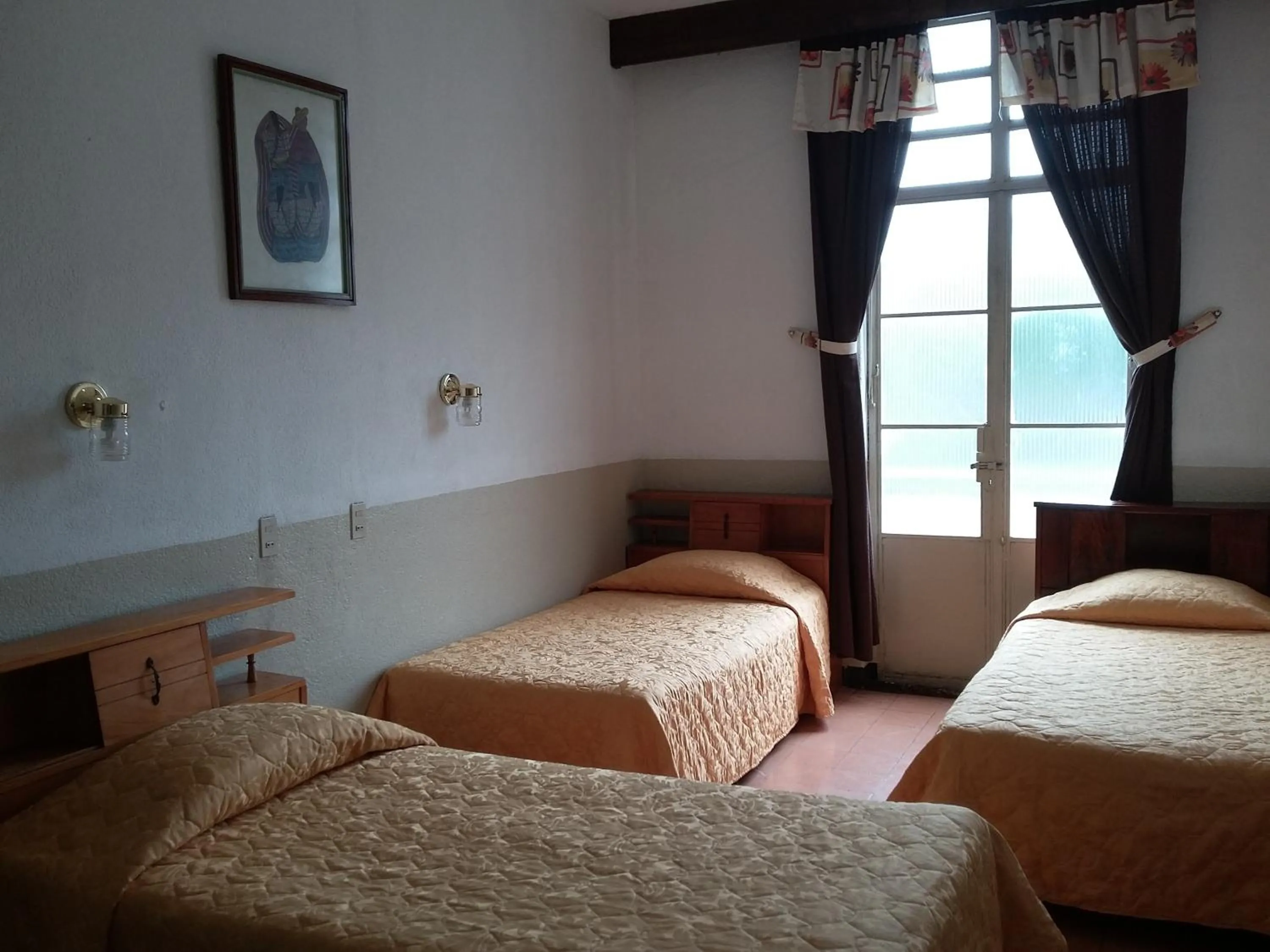 Photo of the whole room, Bed in Hotel Centenario