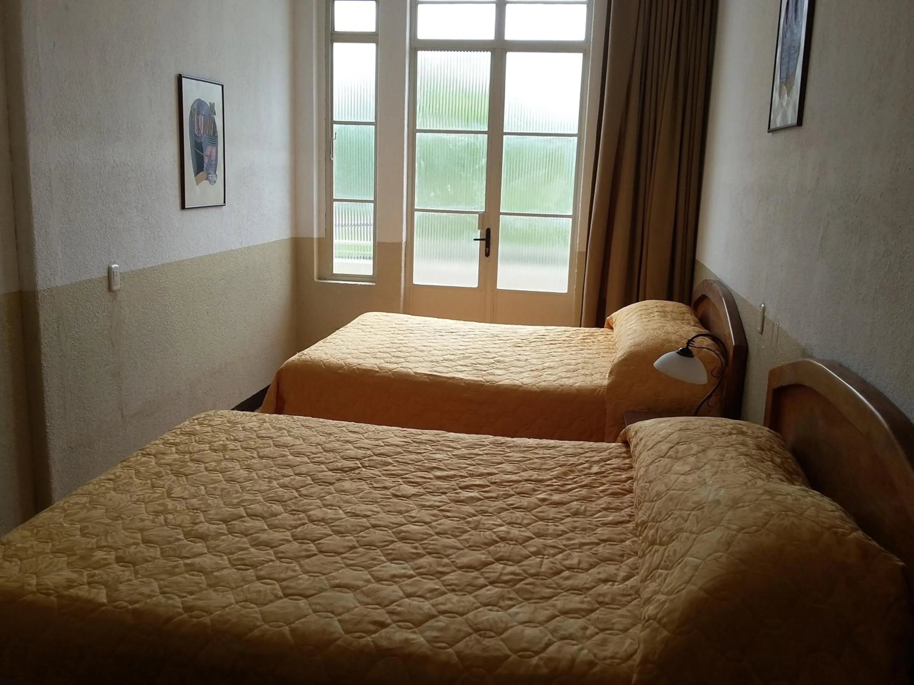 Photo of the whole room, Bed in Hotel Centenario