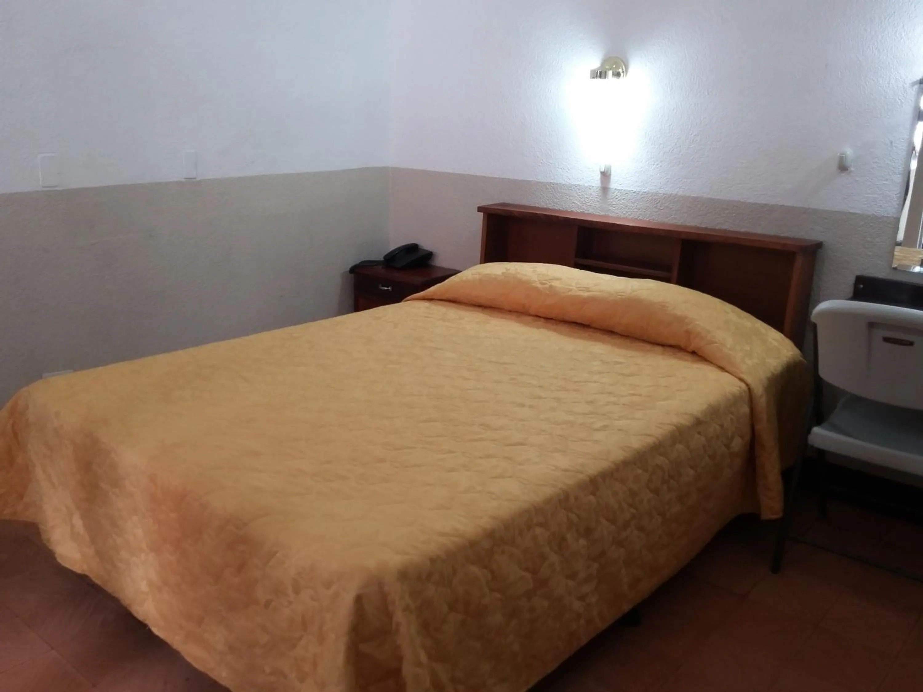 Photo of the whole room, Bed in Hotel Centenario