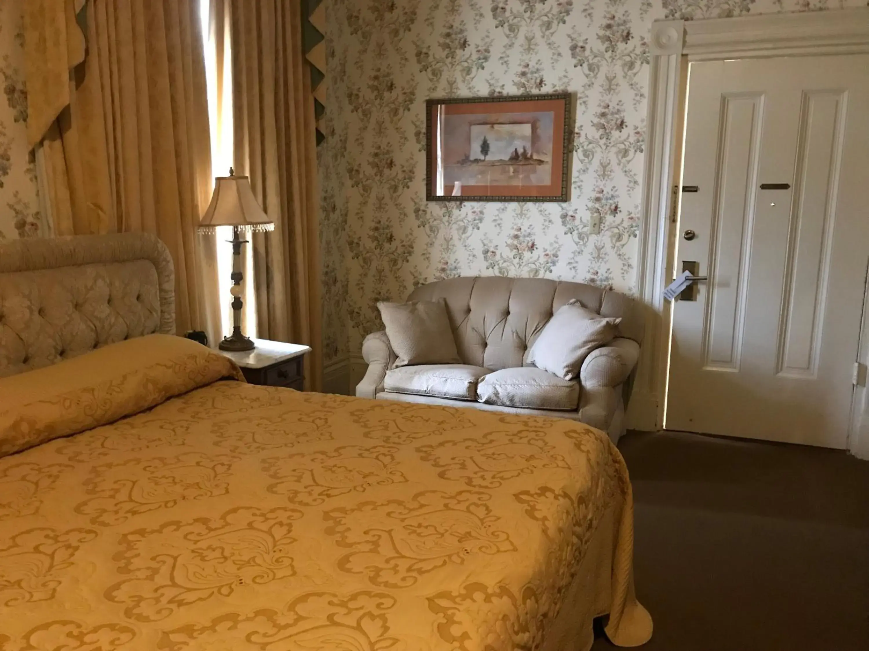 Bed in The Guest House Historic Mansion Bed in The Guest House Historic Mansion