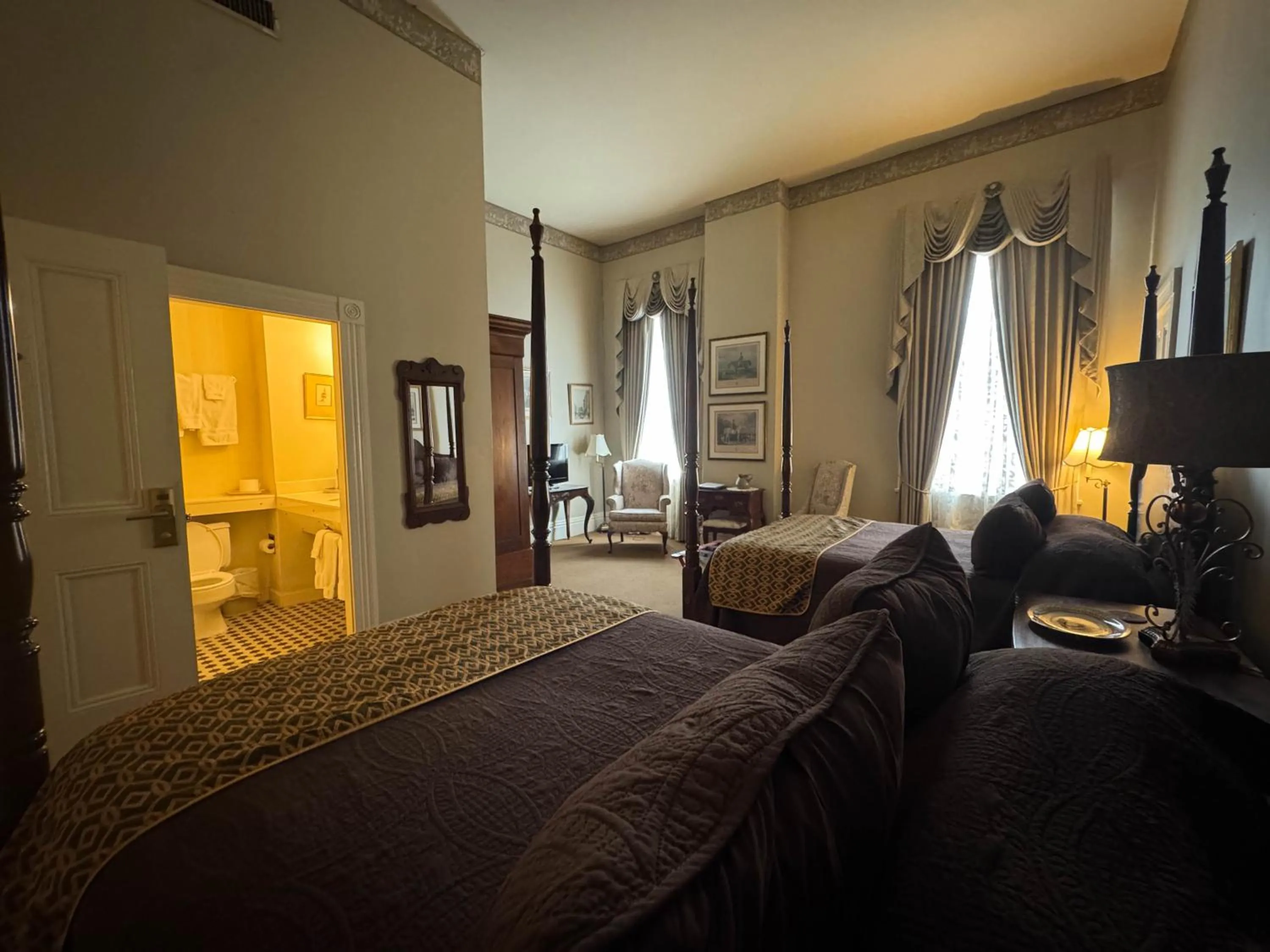 Bedroom, Bed in The Guest House Historic Mansion
