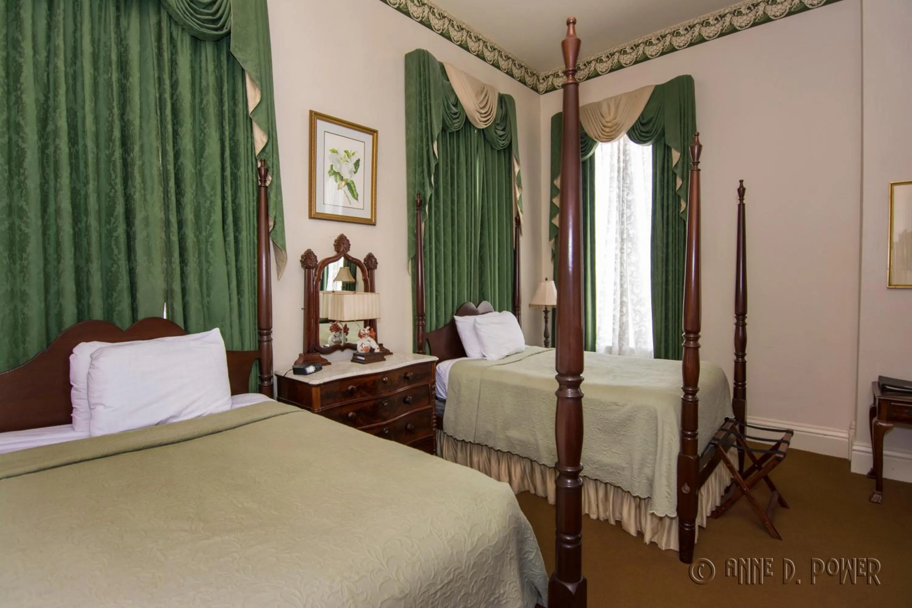 Bed in The Guest House Historic Mansion