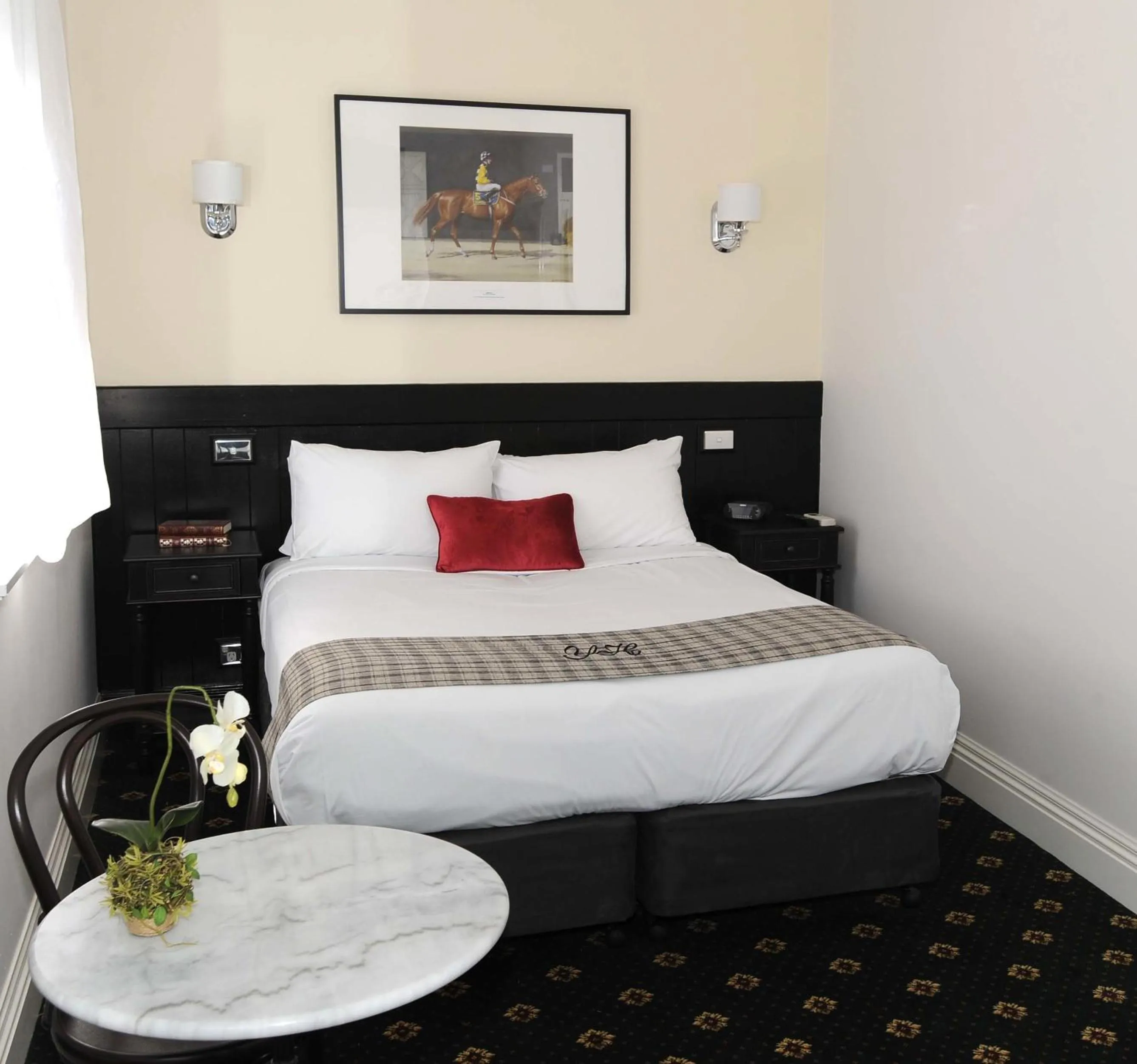 Bedroom in The Yarrawonga Hotel