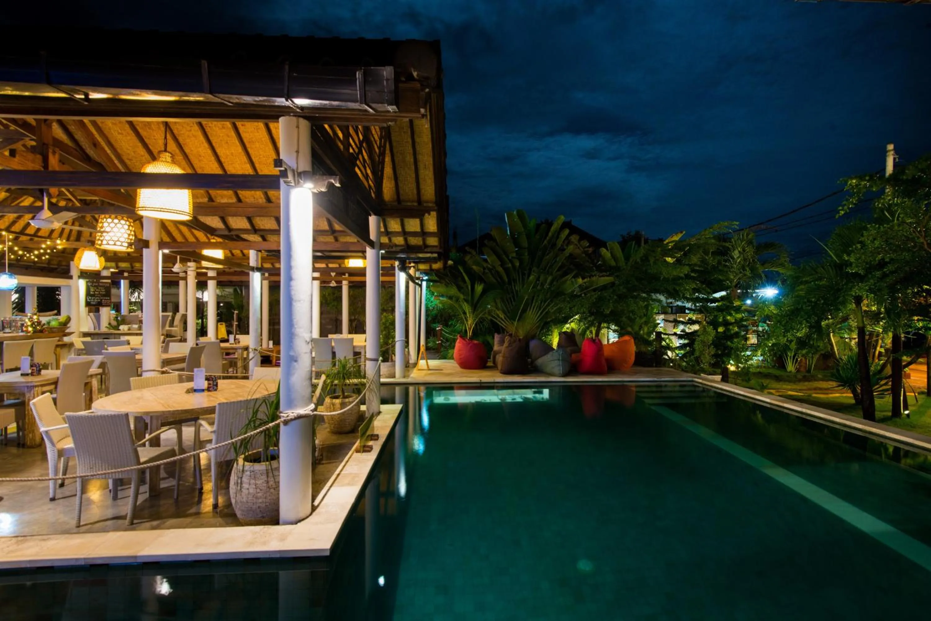 Restaurant/places to eat in OK Divers Resort & Spa