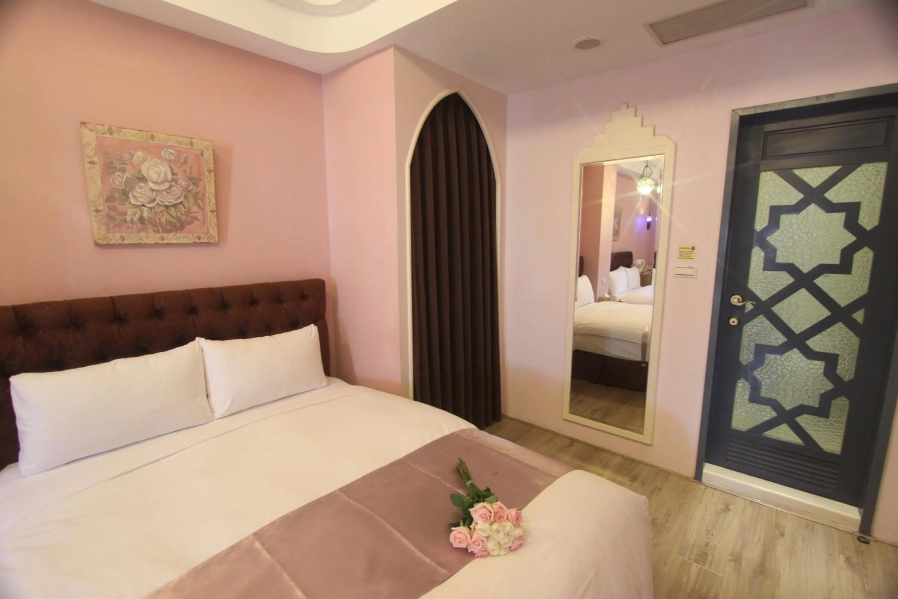 Moroccan Holiday Suite