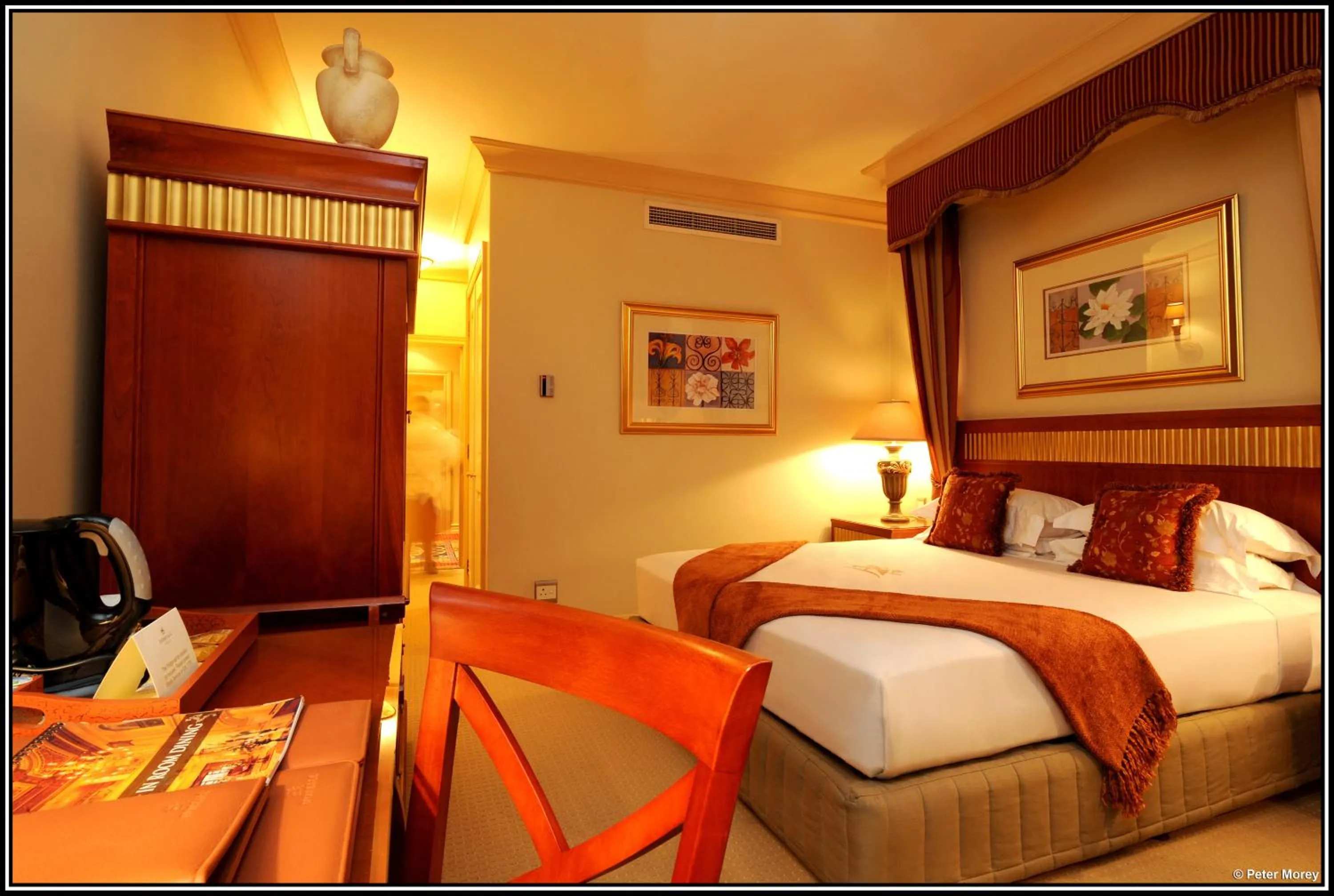 Bedroom, Bed in Peermont D'oreale Grande at Emperors Palace