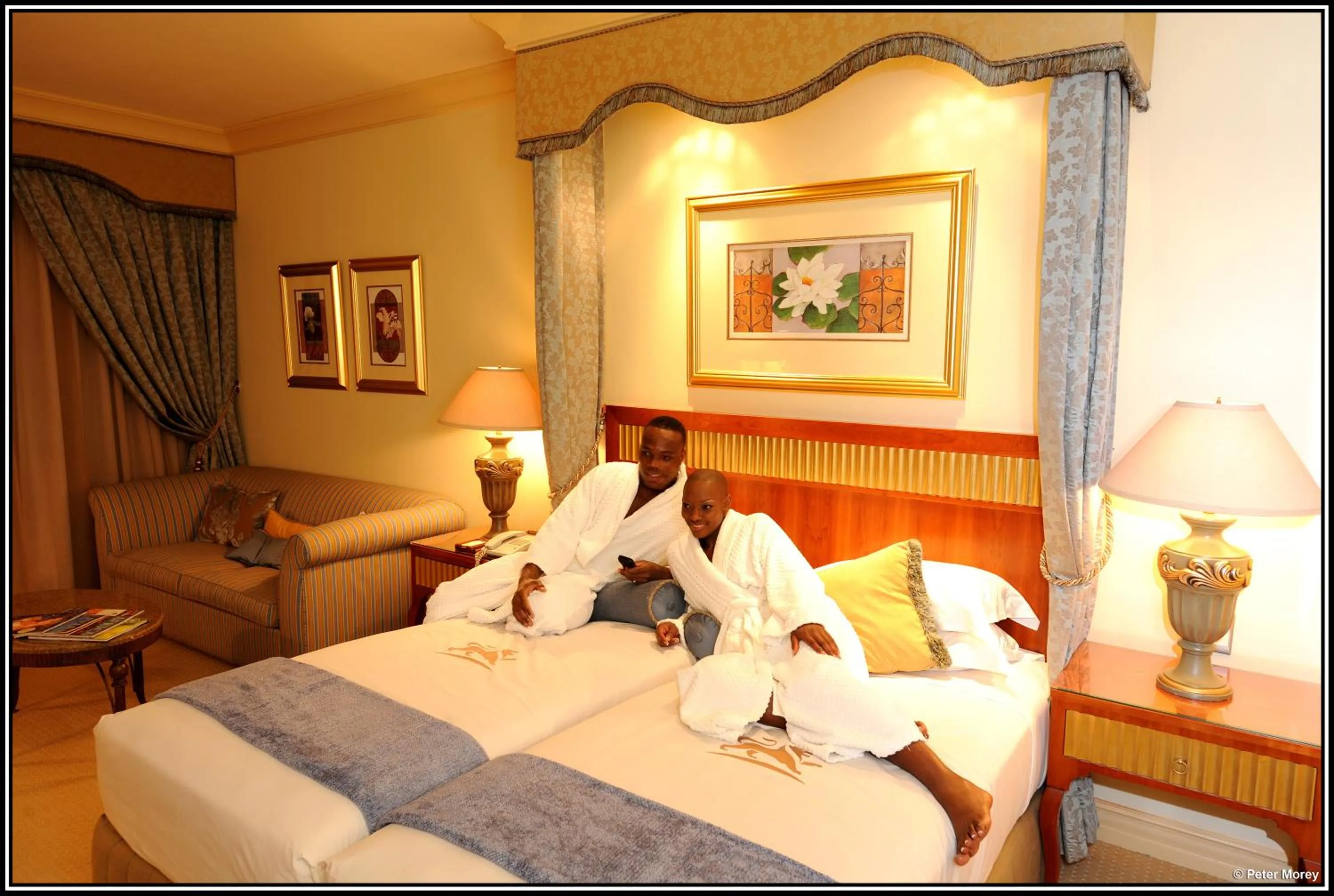 Bedroom, Bed in Peermont D'oreale Grande at Emperors Palace