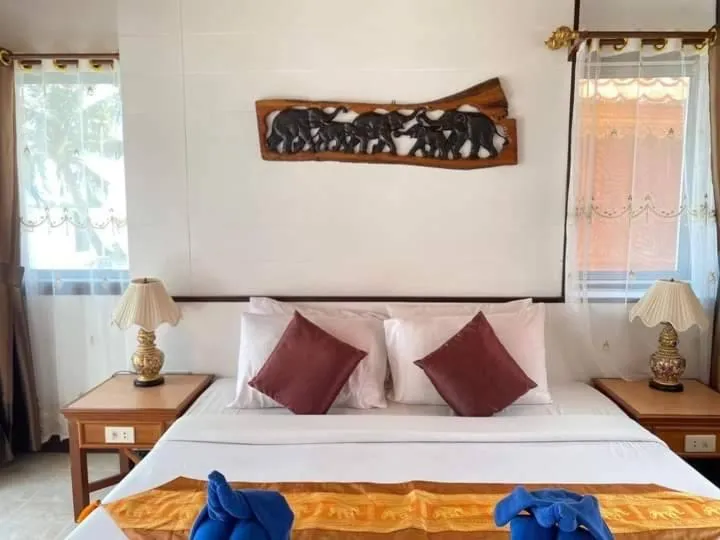 Bed in Koh Chang Resort