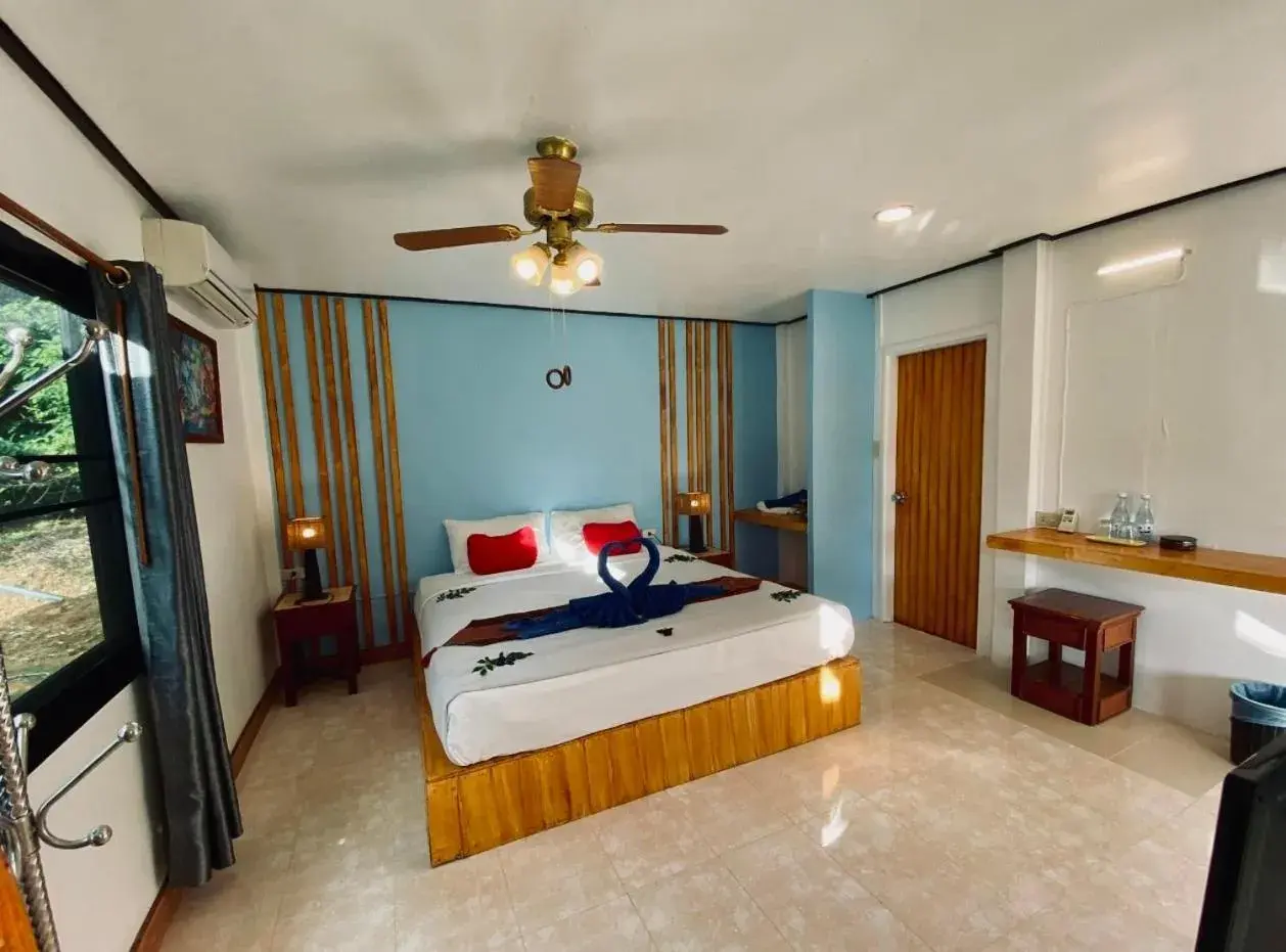 Bed in Koh Chang Resort Bed in Koh Chang Resort