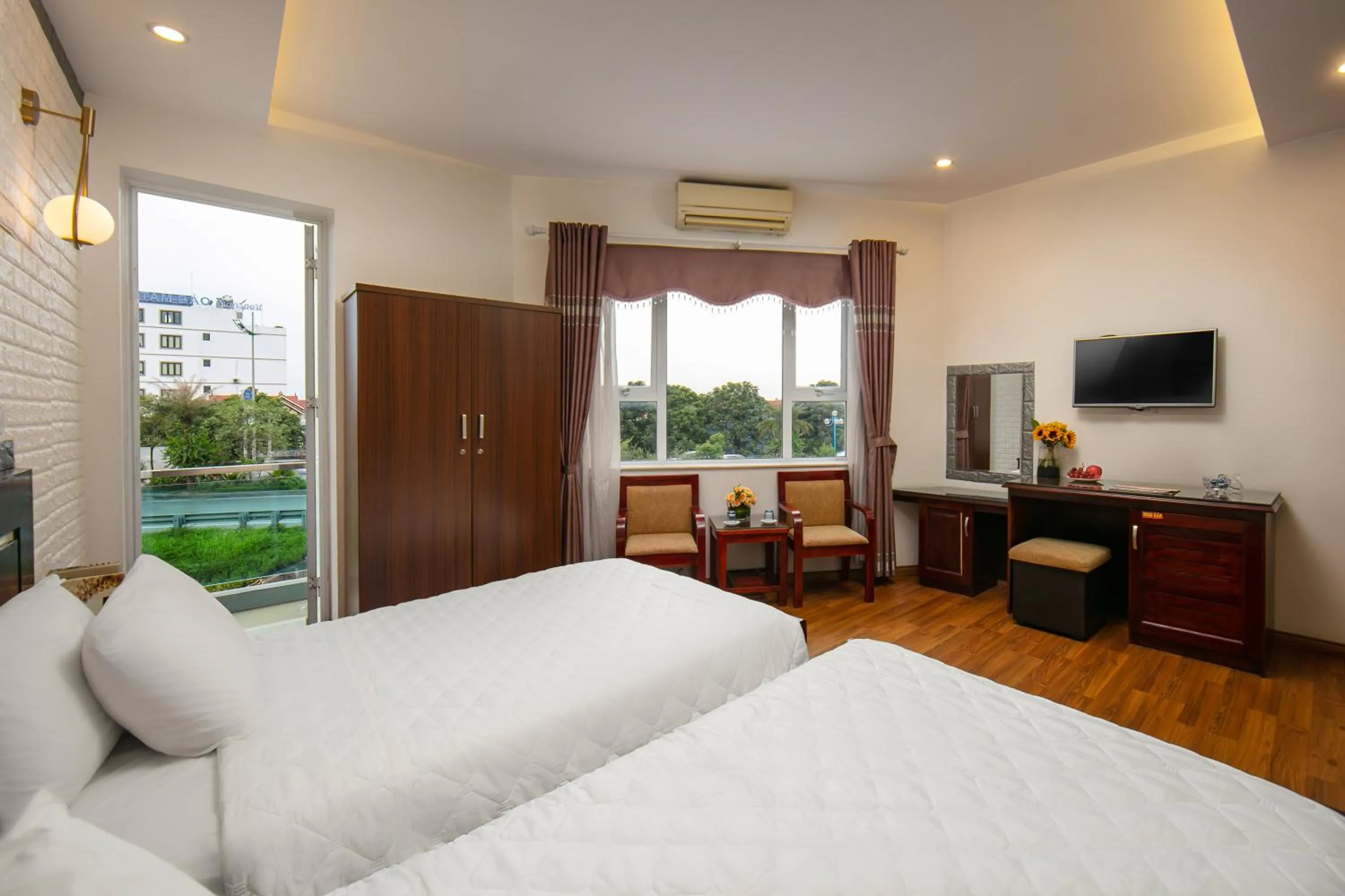 Bed in New Airport Hotel