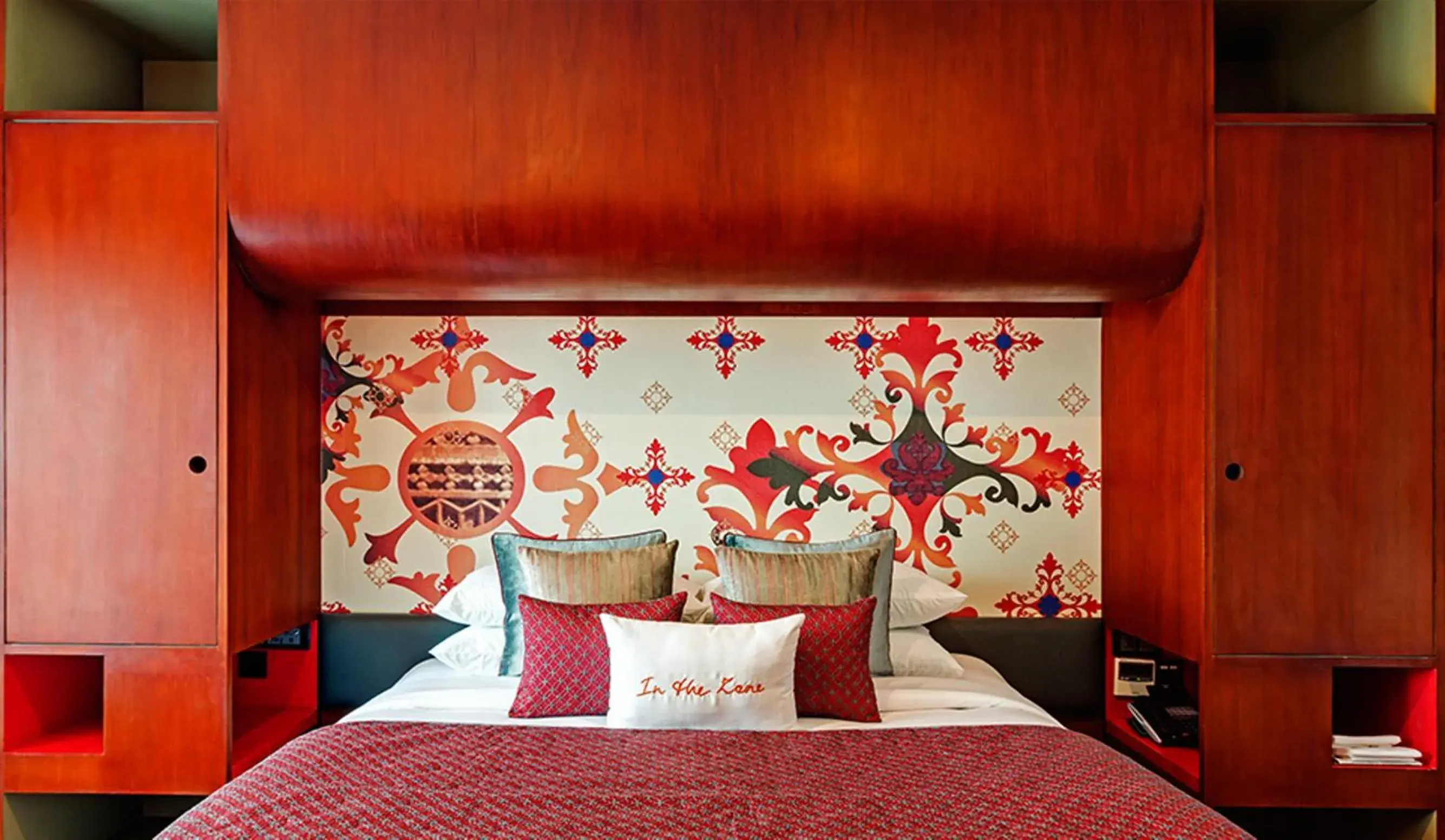 Bed in Zone By The Park, ORR, Chennai Bed in Zone By The Park, ORR, Chennai