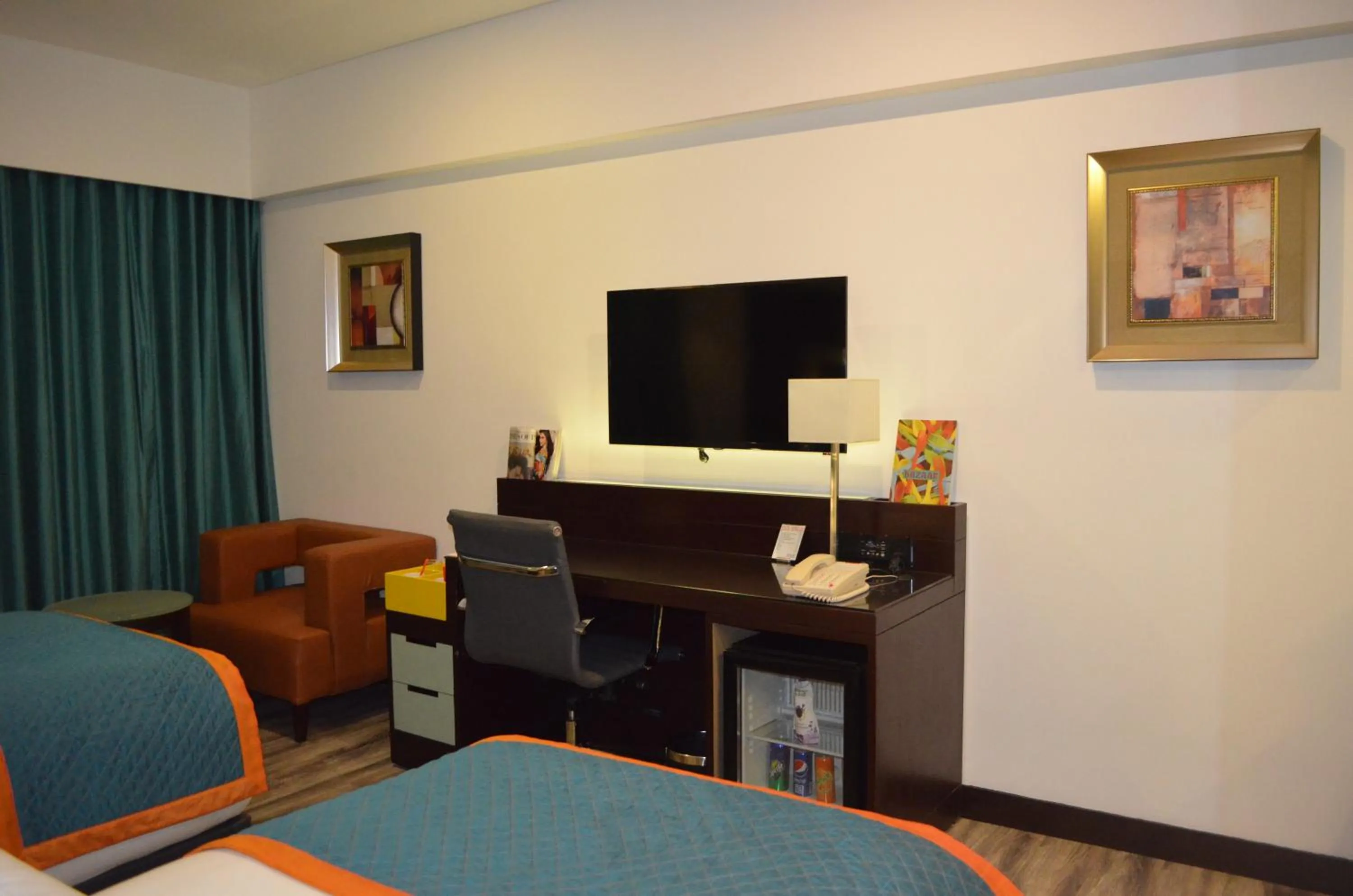 Bedroom, Bed in Zone By The Park, ORR, Chennai