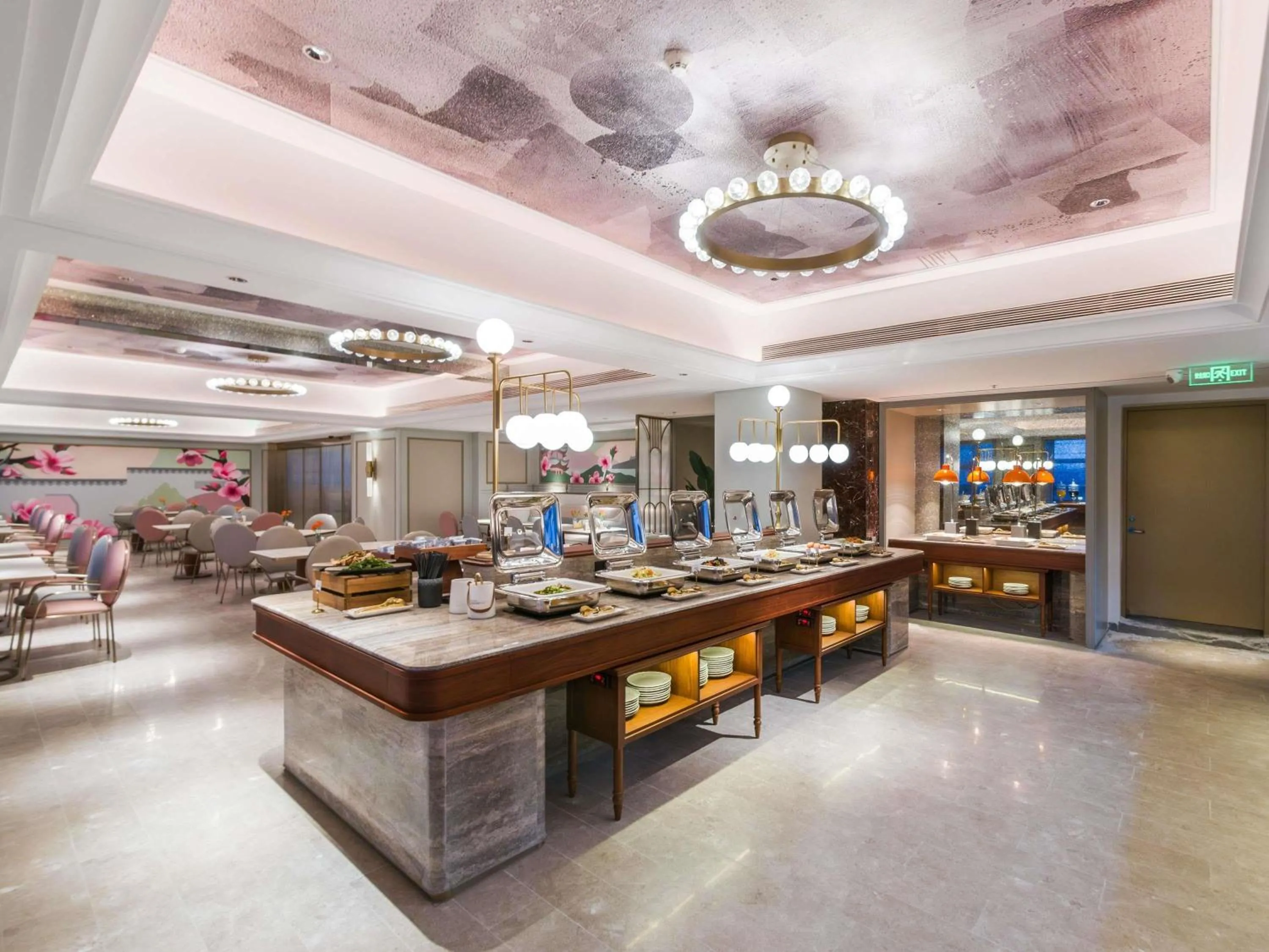 Restaurant/places to eat in Mercure Wuxi East Railway Station