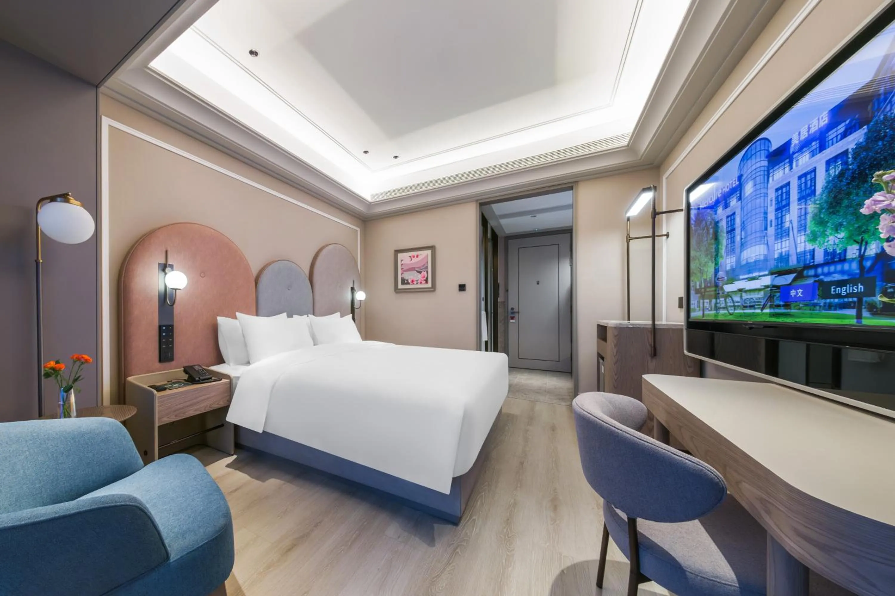 Bed in Mercure Wuxi East Railway Station