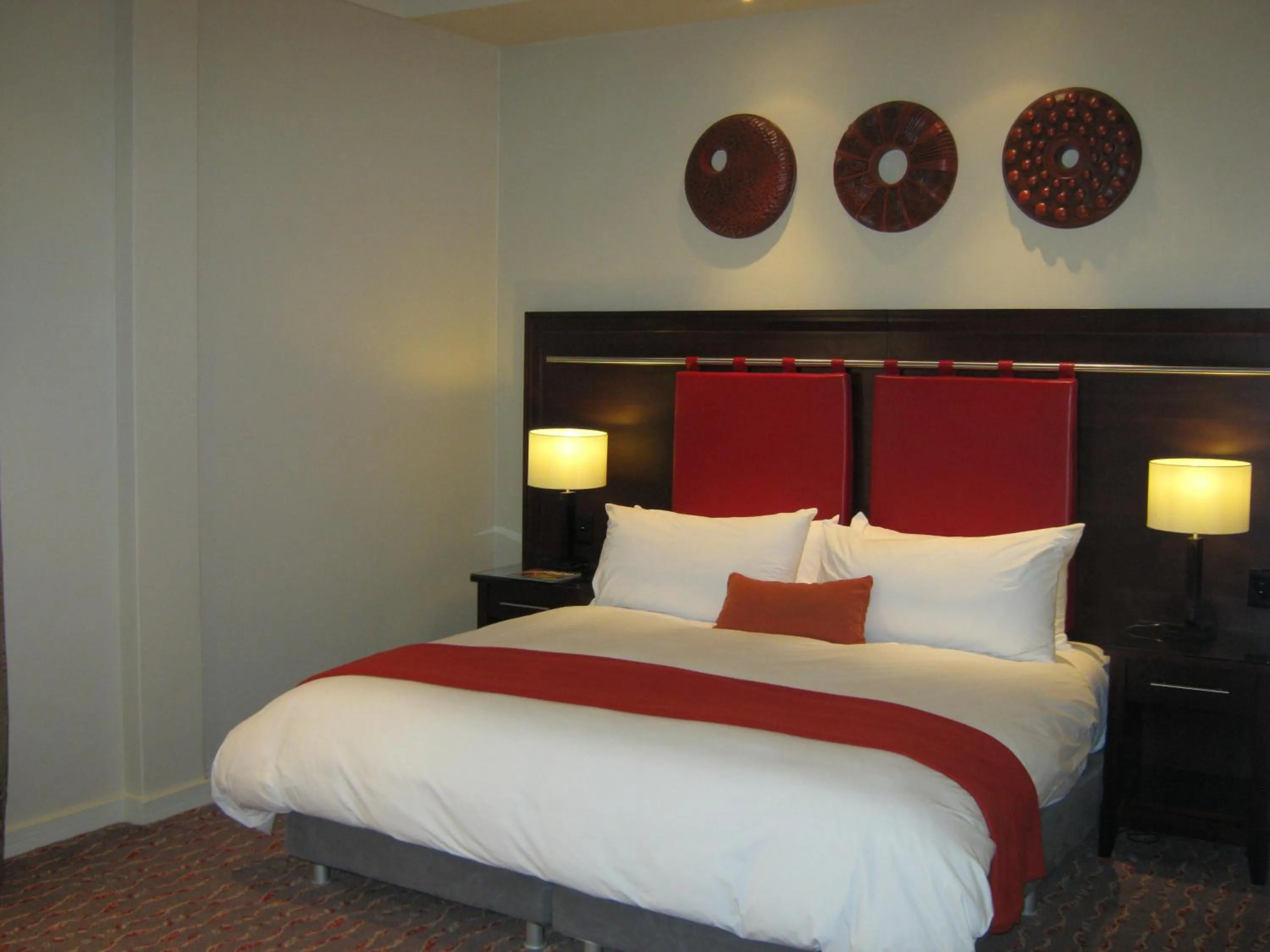 Bed in Mondior at Emperors Palace