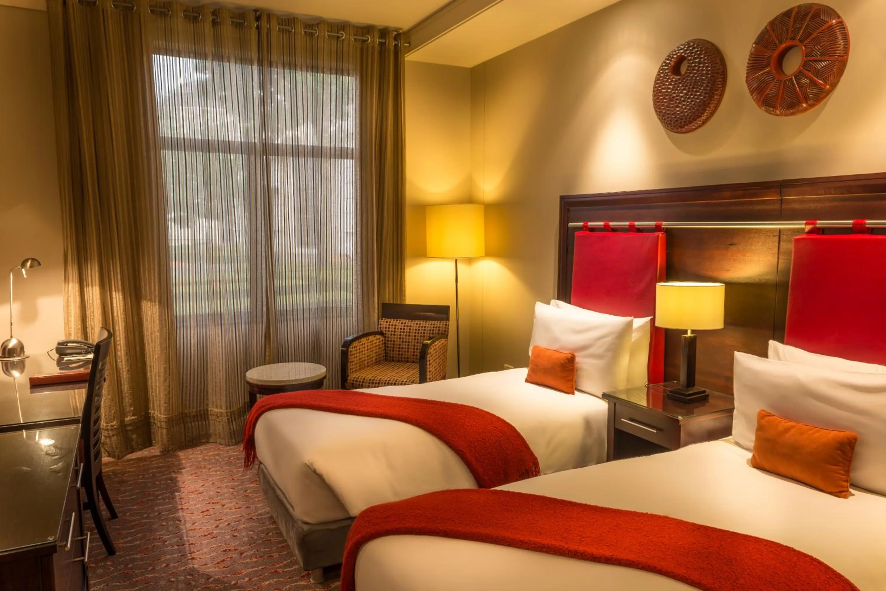 Day, Bed in Mondior at Emperors Palace