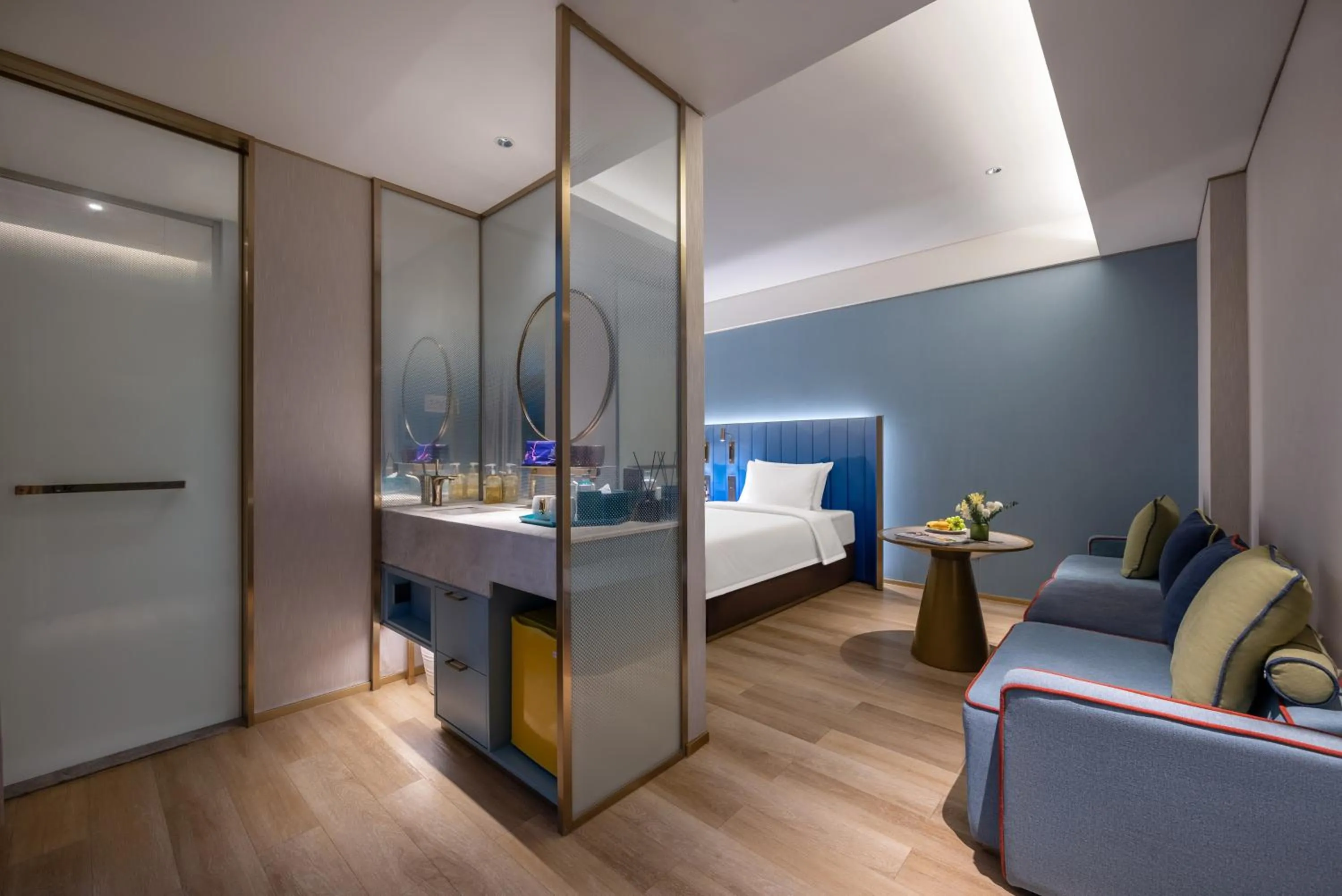 Bedroom, Bed in Manxin Hotel, Guanyinqiao, Chongqing
