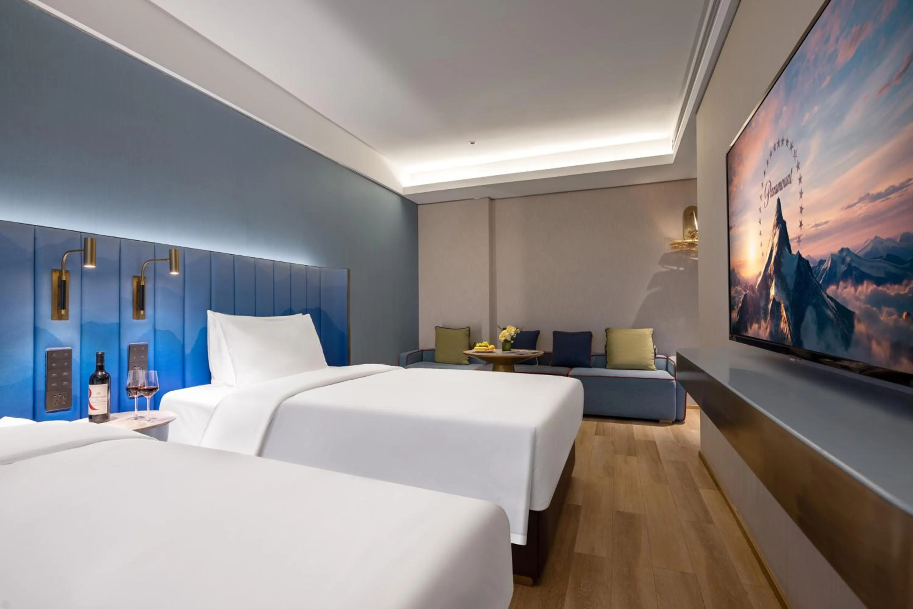 Bed in Manxin Hotel, Guanyinqiao, Chongqing